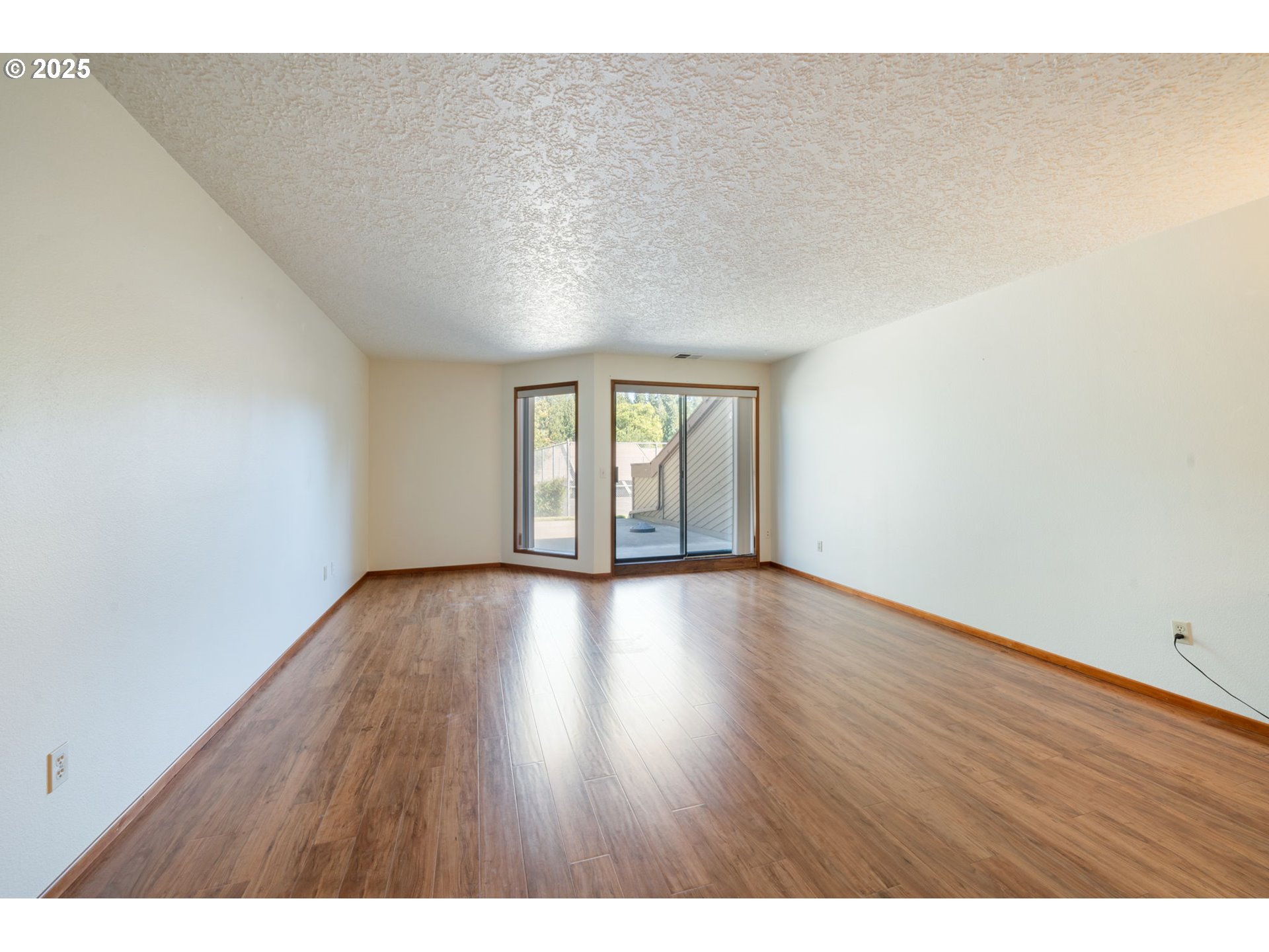 Photo #10: 595458635 Listing: Photo #10