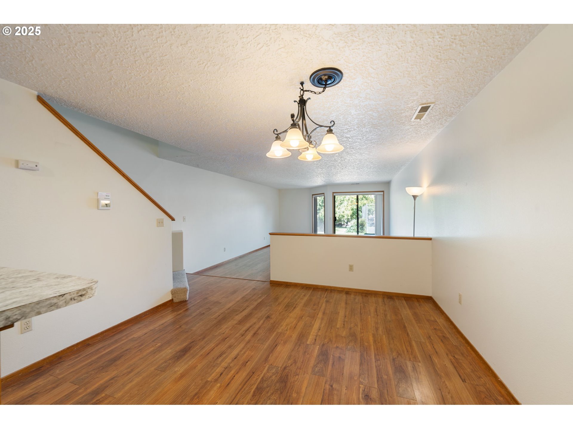 Photo #8: 595458635 Listing: Photo #8