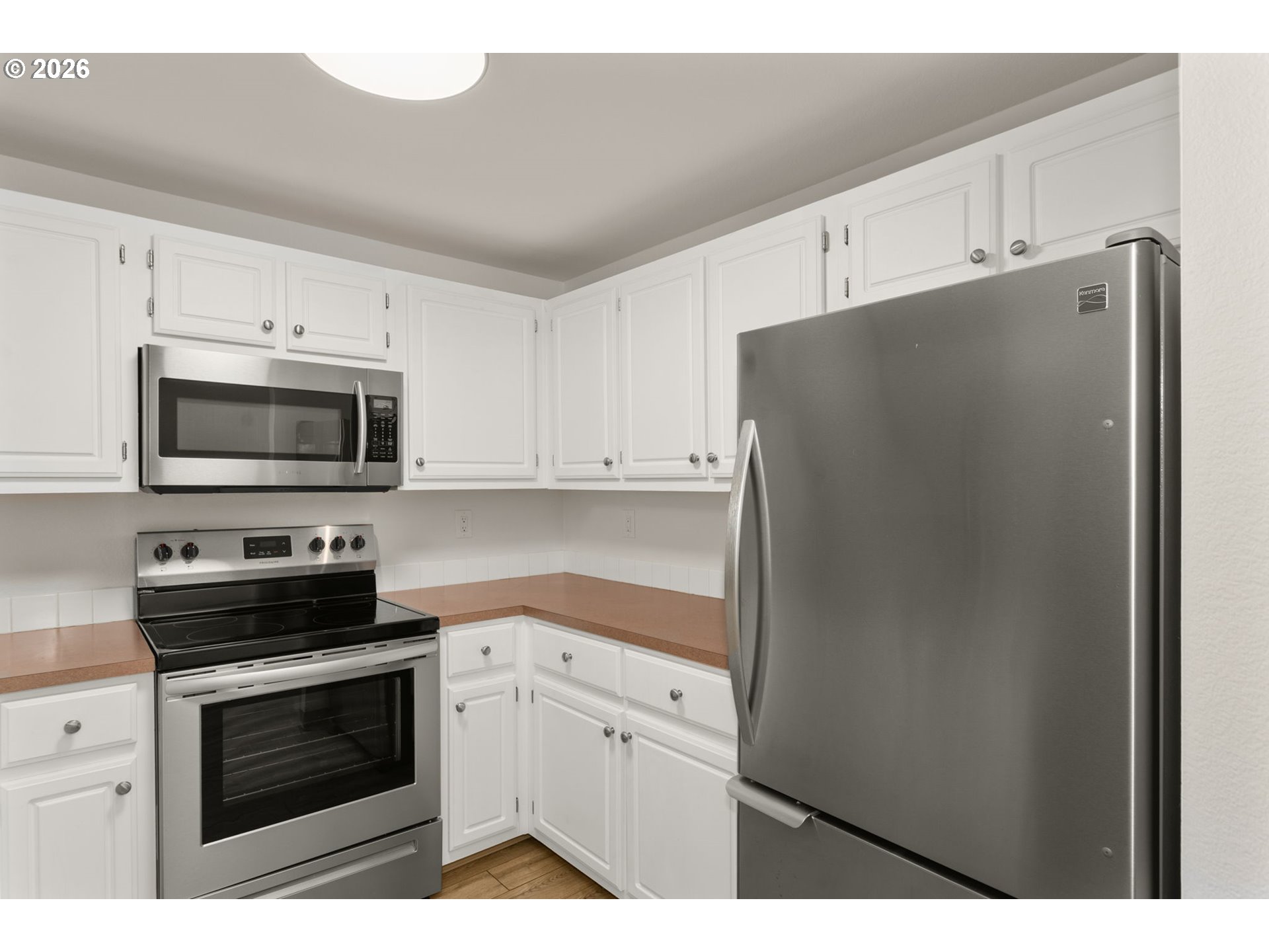 Photo #2: 595619148 Listing: Photo #2