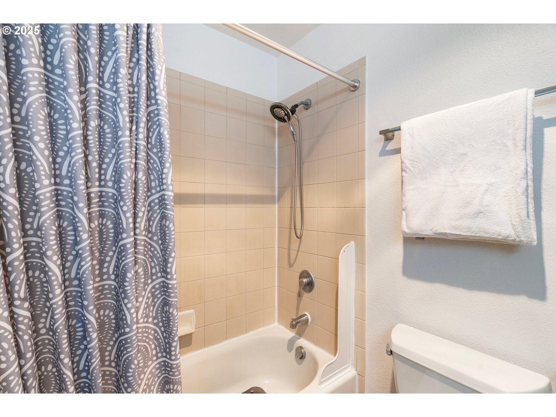 Photo #10: 595652789 Listing: Photo #10
