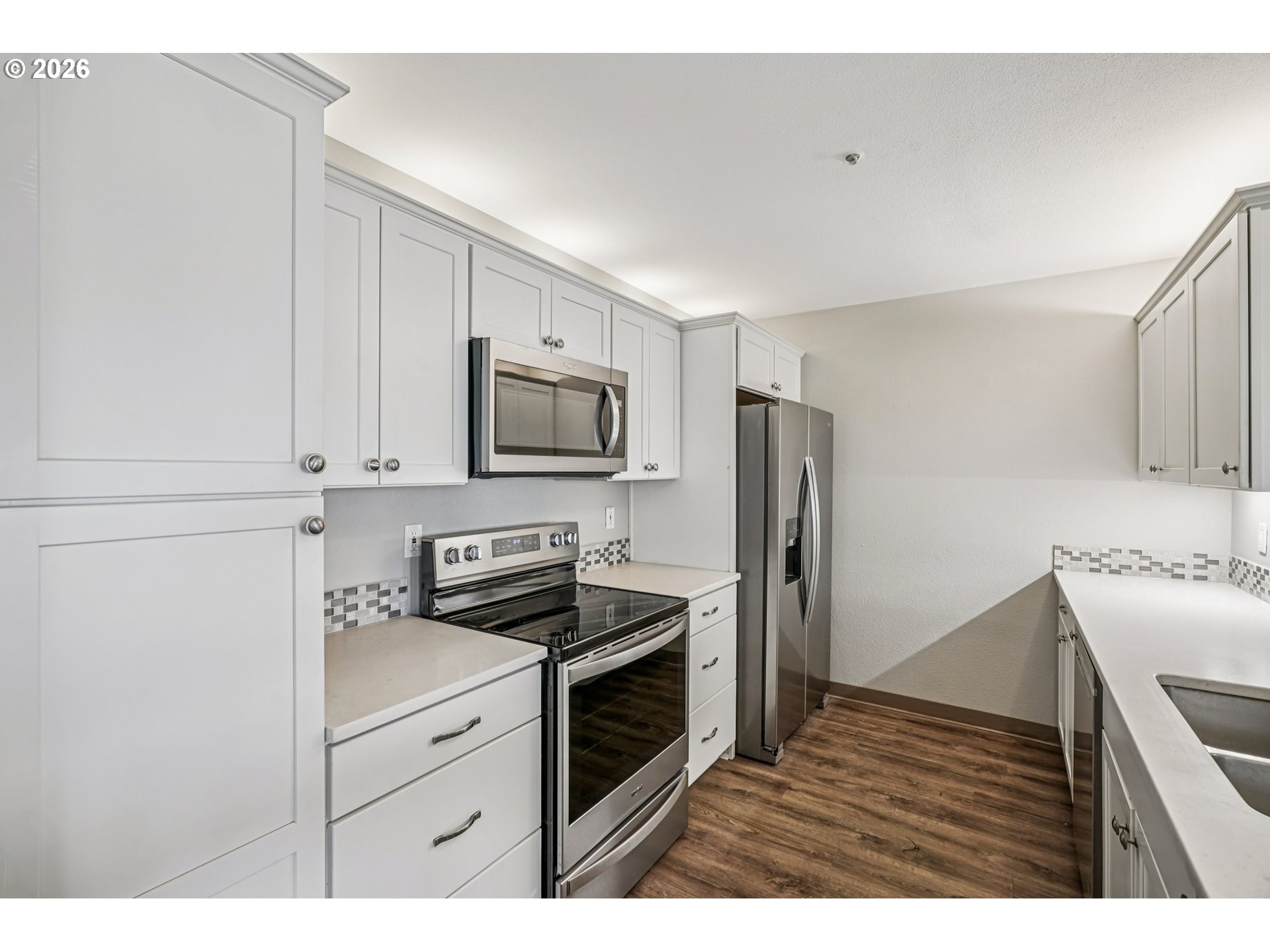 Photo #5: 595982765 Listing: Photo #5