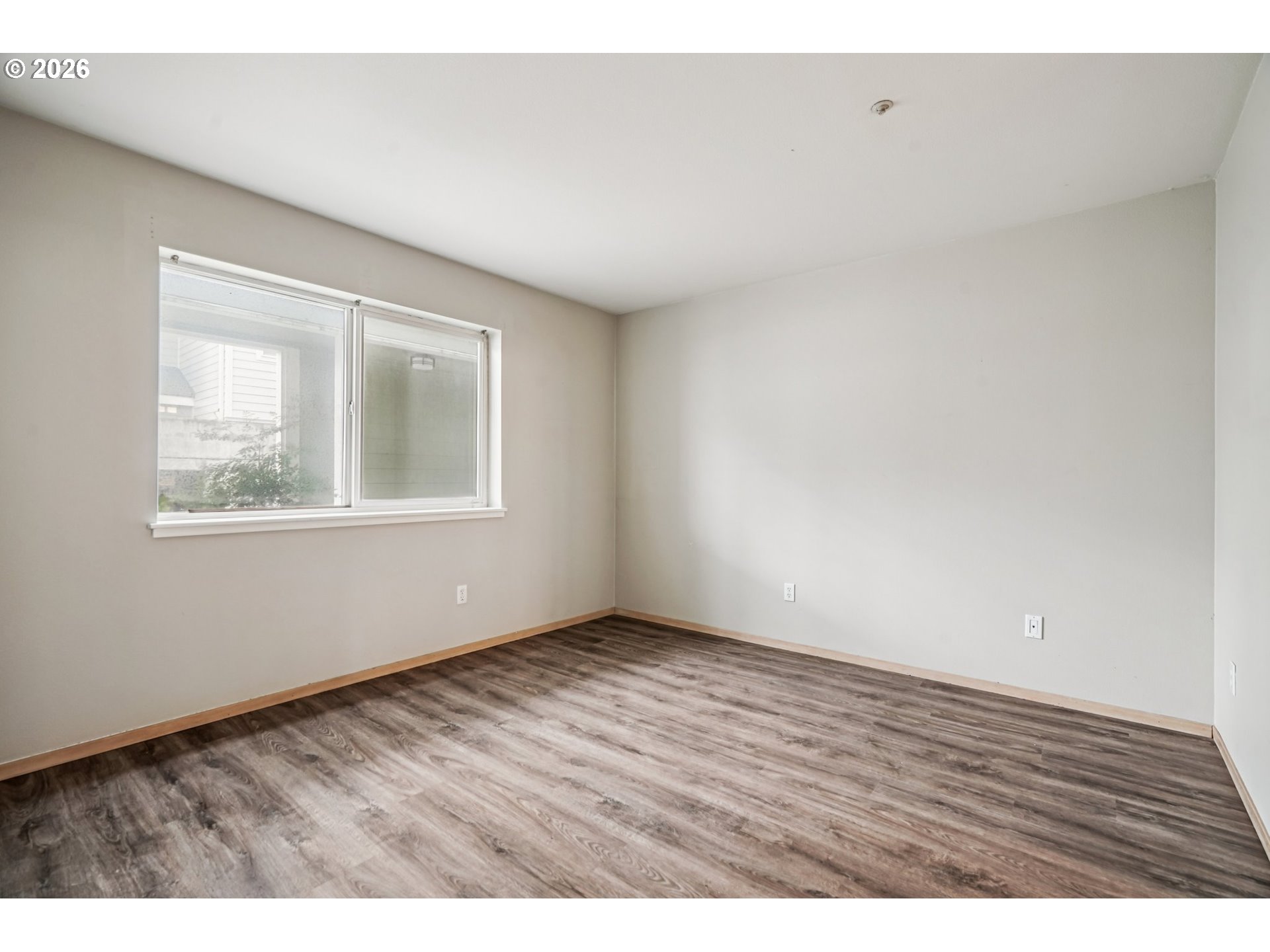 Photo #6: 595982765 Listing: Photo #6