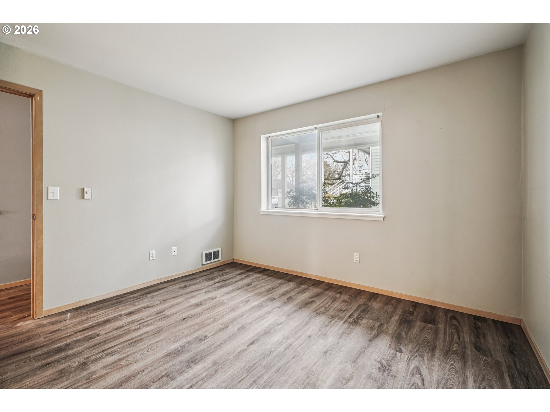 Photo #7: 595982765 Listing: Photo #7