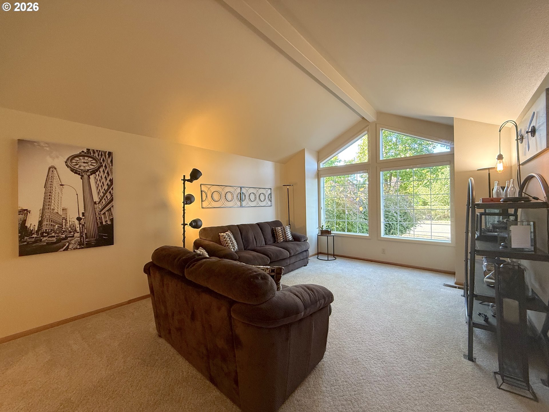 Property photo 5 of 48