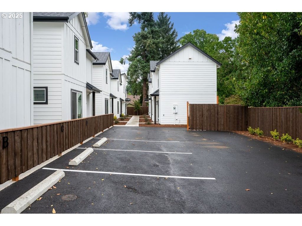 4103 SE Olsen ST UNIT 8, Milwaukie, OR, 97222