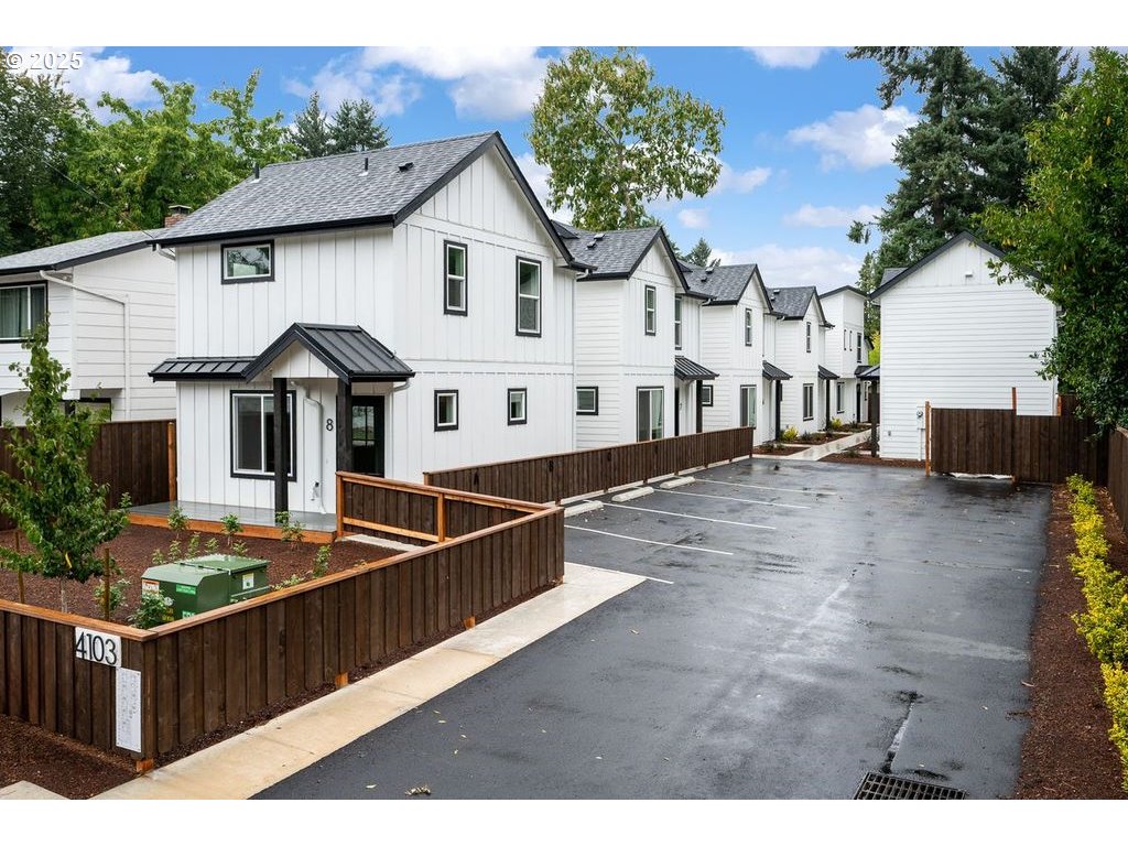 4103 SE Olsen ST UNIT 8, Milwaukie, OR, 97222