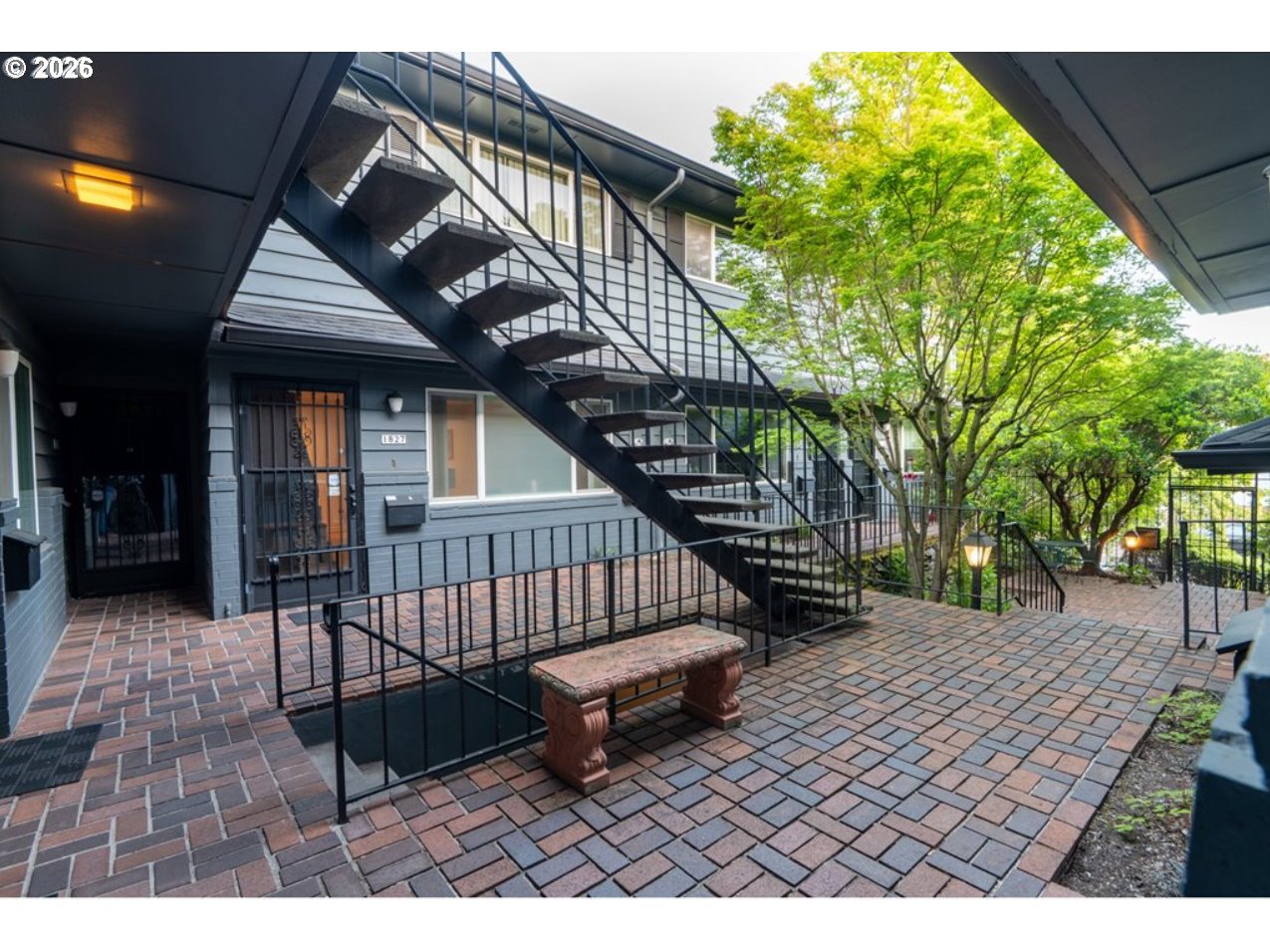 1827 NE MULTNOMAH ST, Portland, OR, 97232