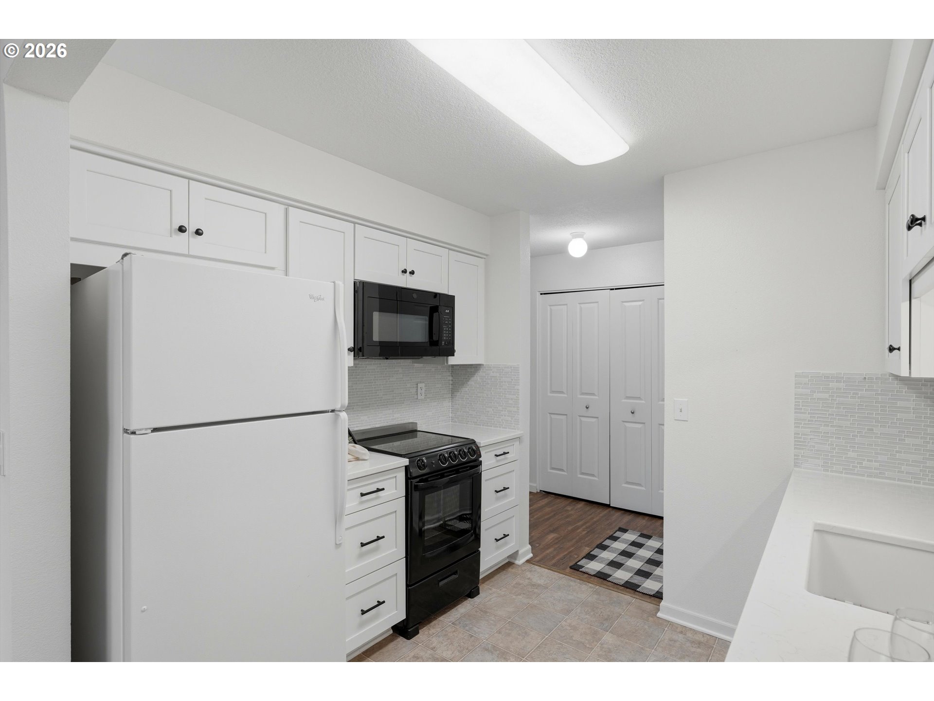 Photo #12: 598053691 Listing: Photo #12