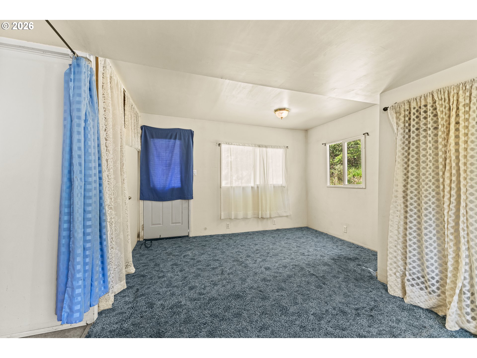 2403 SPRUCE ST, Myrtle Point, OR, 97458