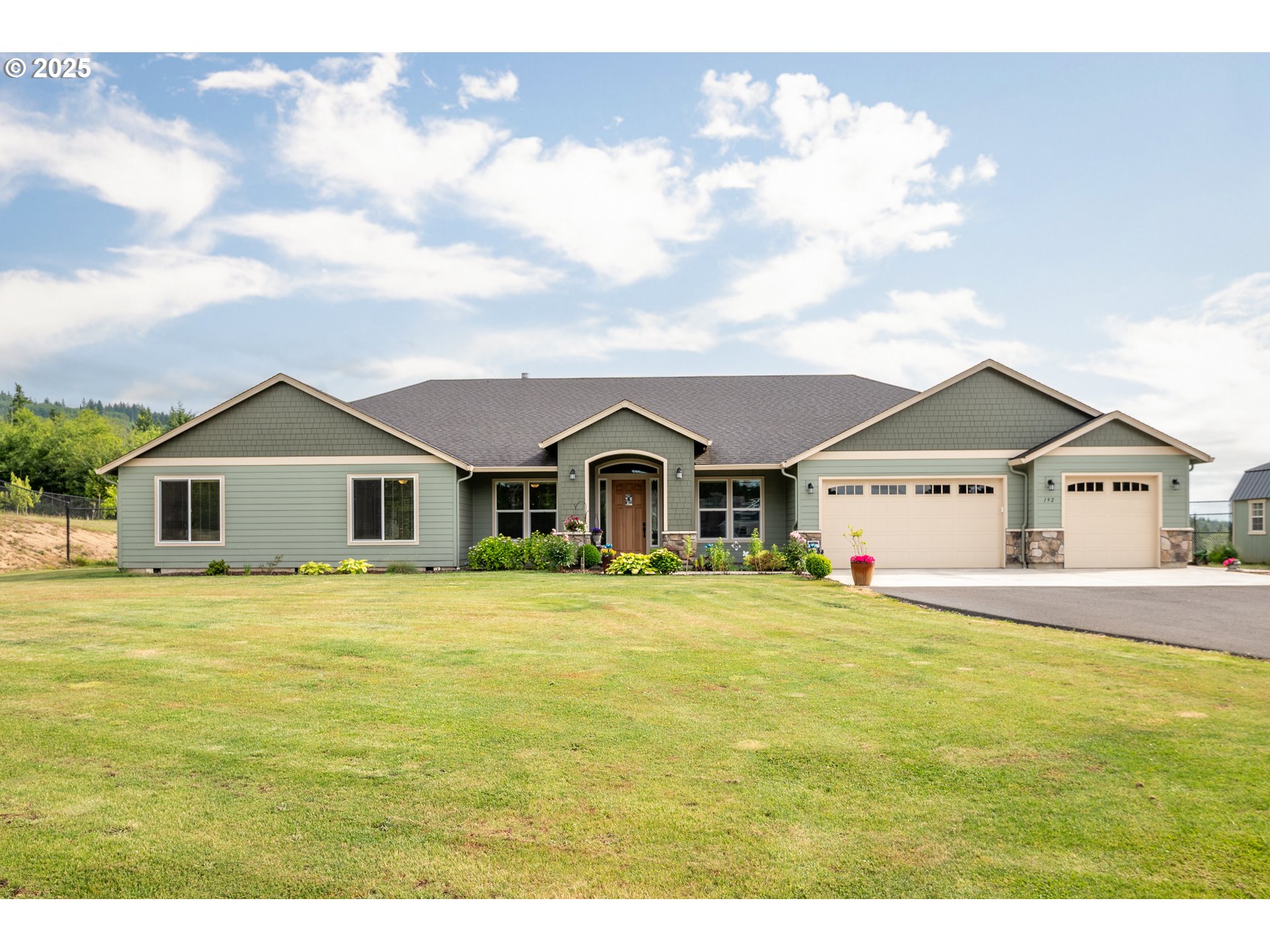 4201 CHILDS RD, Lake Oswego, OR, 97034