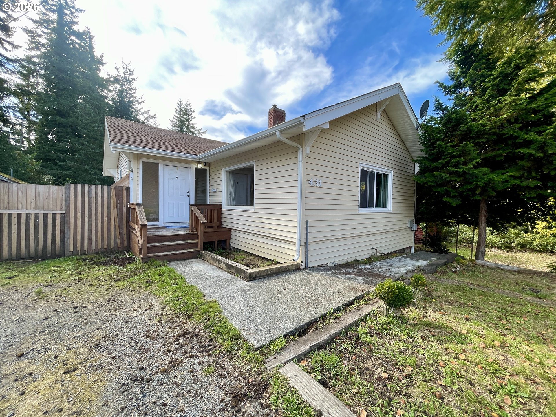 1431 CENTRAL AVE, Coos Bay, OR 97420