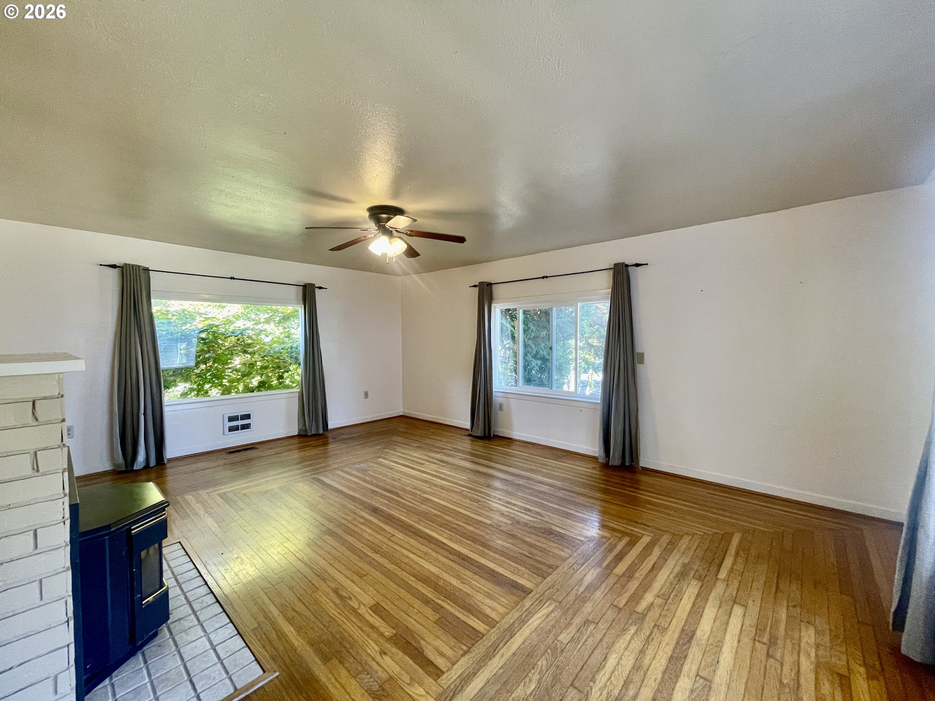 1431 CENTRAL AVE, Coos Bay, OR 97420