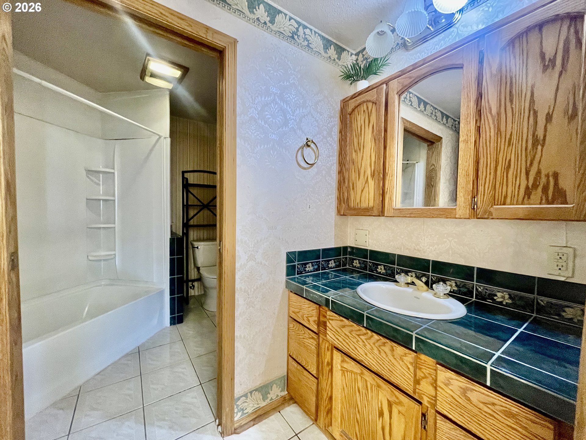 1431 CENTRAL AVE, Coos Bay, OR 97420