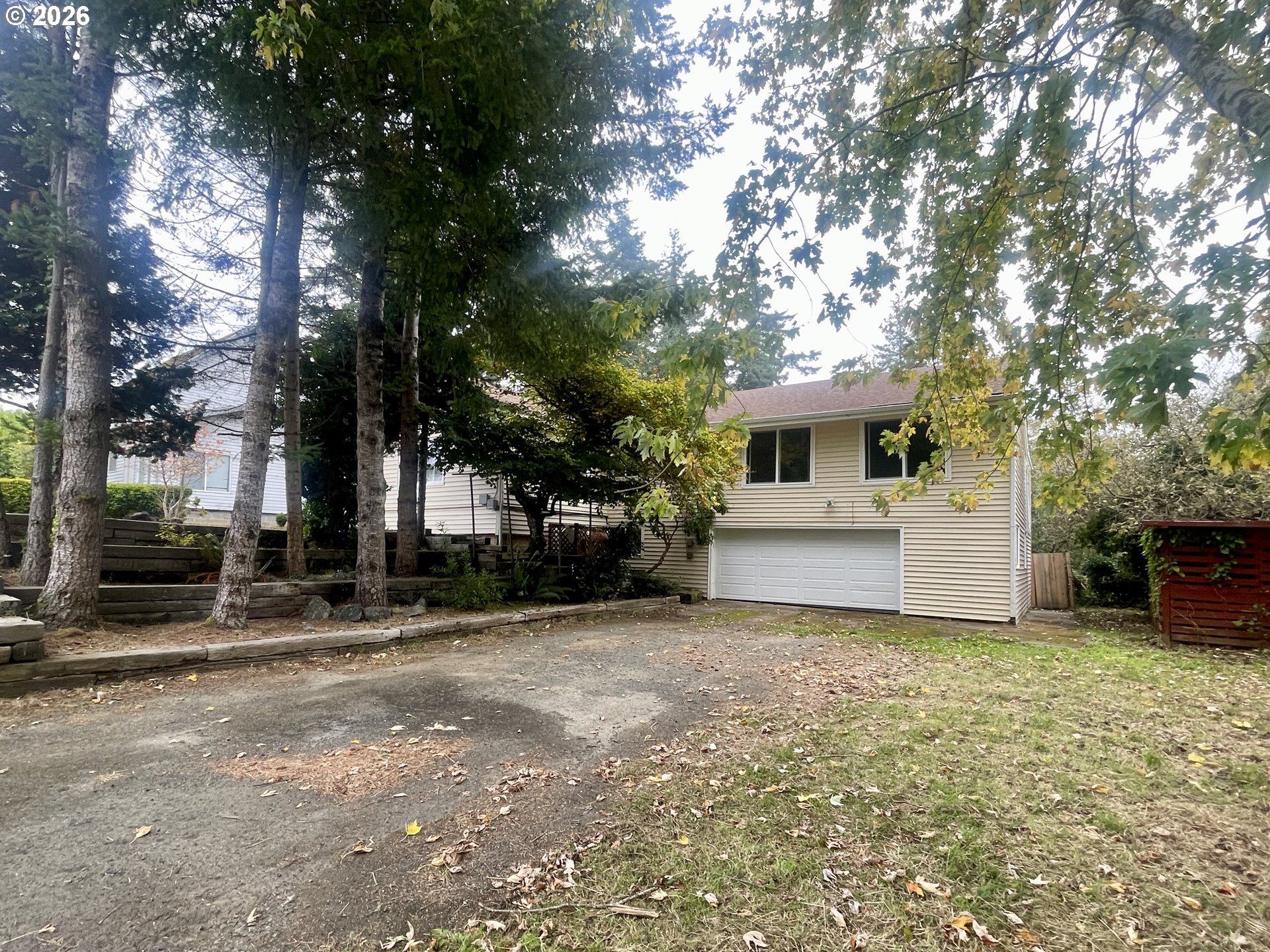 1431 CENTRAL AVE, Coos Bay, OR 97420