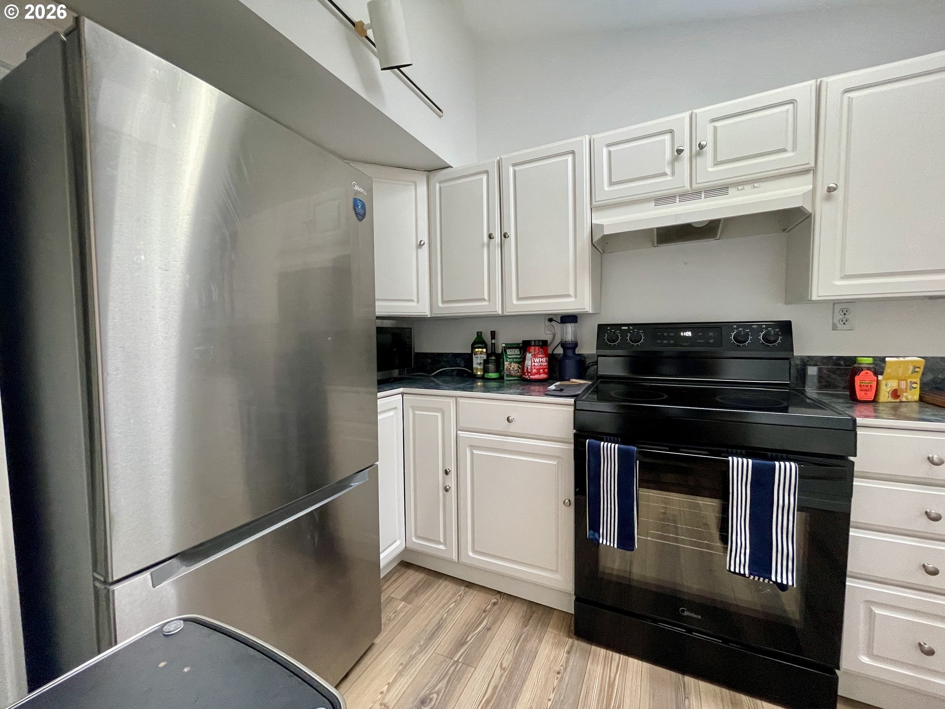 1431 CENTRAL AVE, Coos Bay, OR 97420