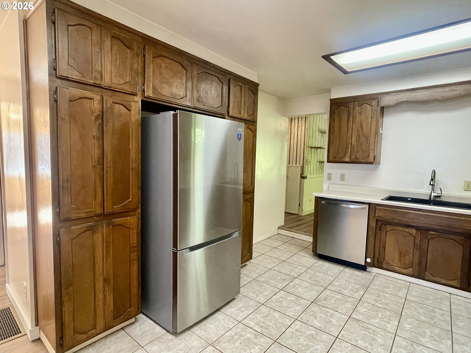 1431 CENTRAL AVE, Coos Bay, OR 97420