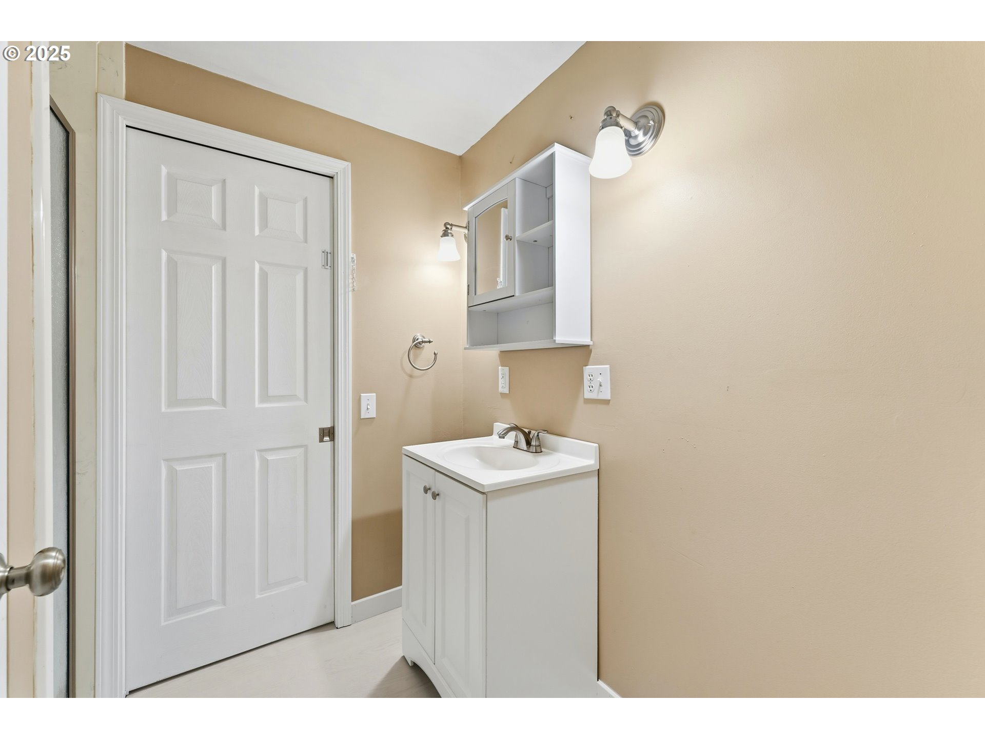 303 Dehaven ST, Milton Freewater, OR, 97862