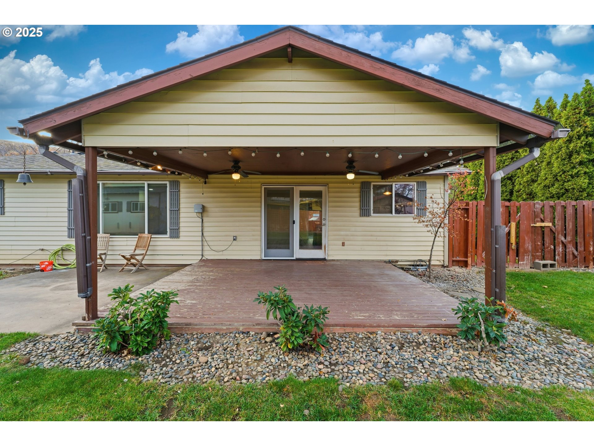 303 Dehaven ST, Milton Freewater, OR, 97862