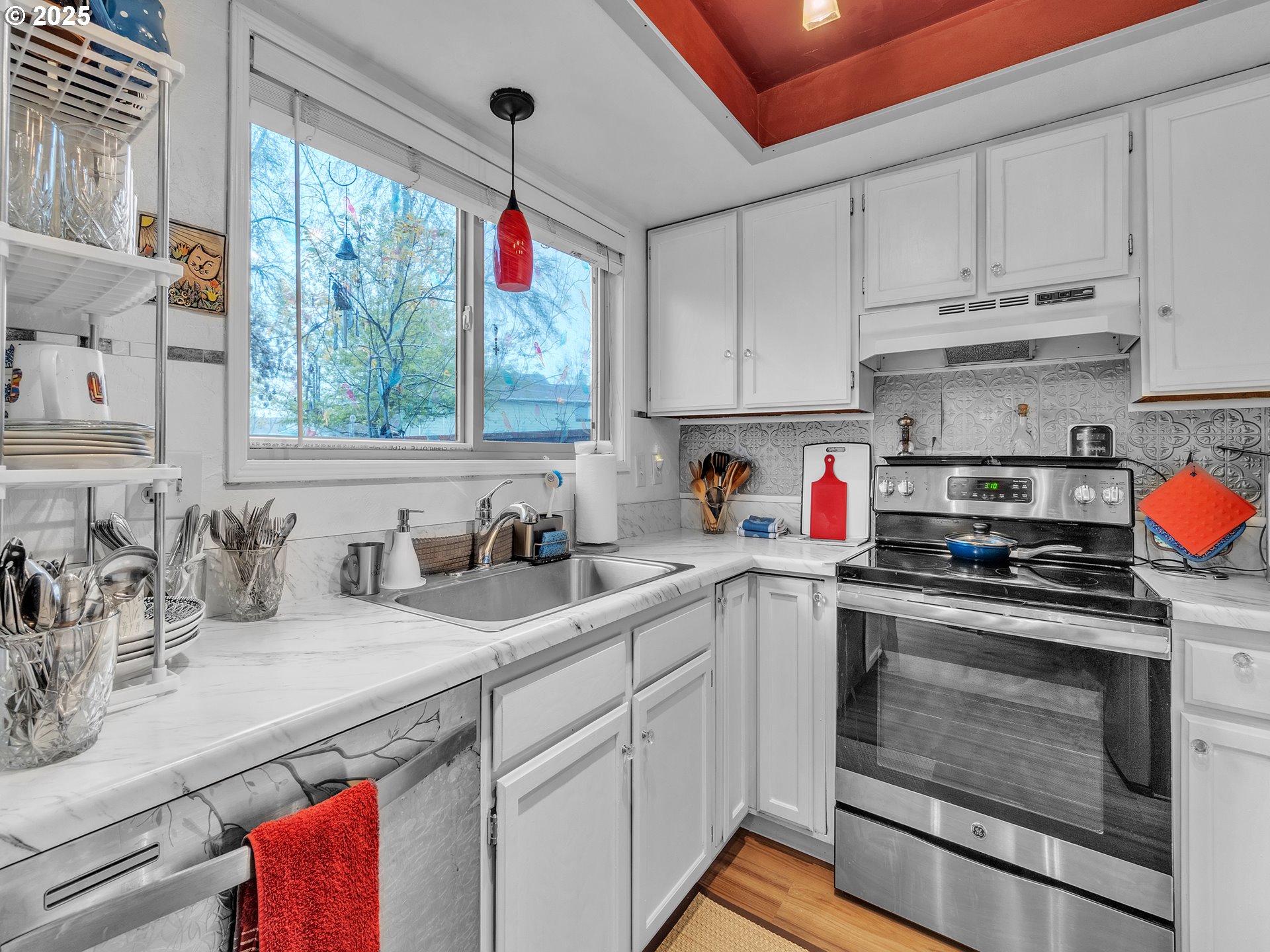 3534 WESTLEIGH ST, Eugene, OR, 97405