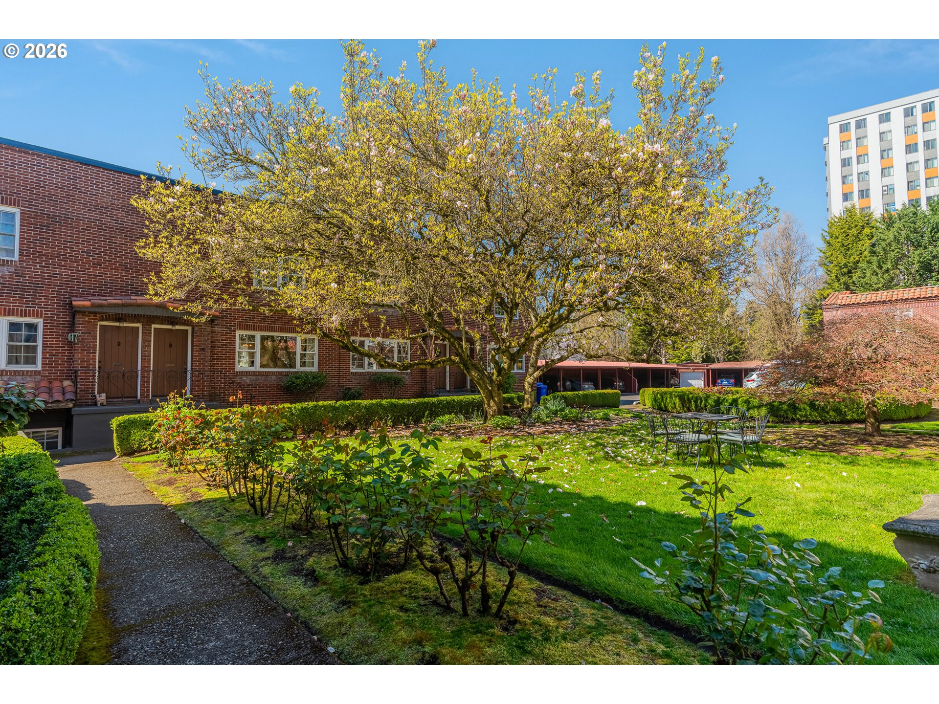 Photo #2: 601997701 Listing: Photo #2