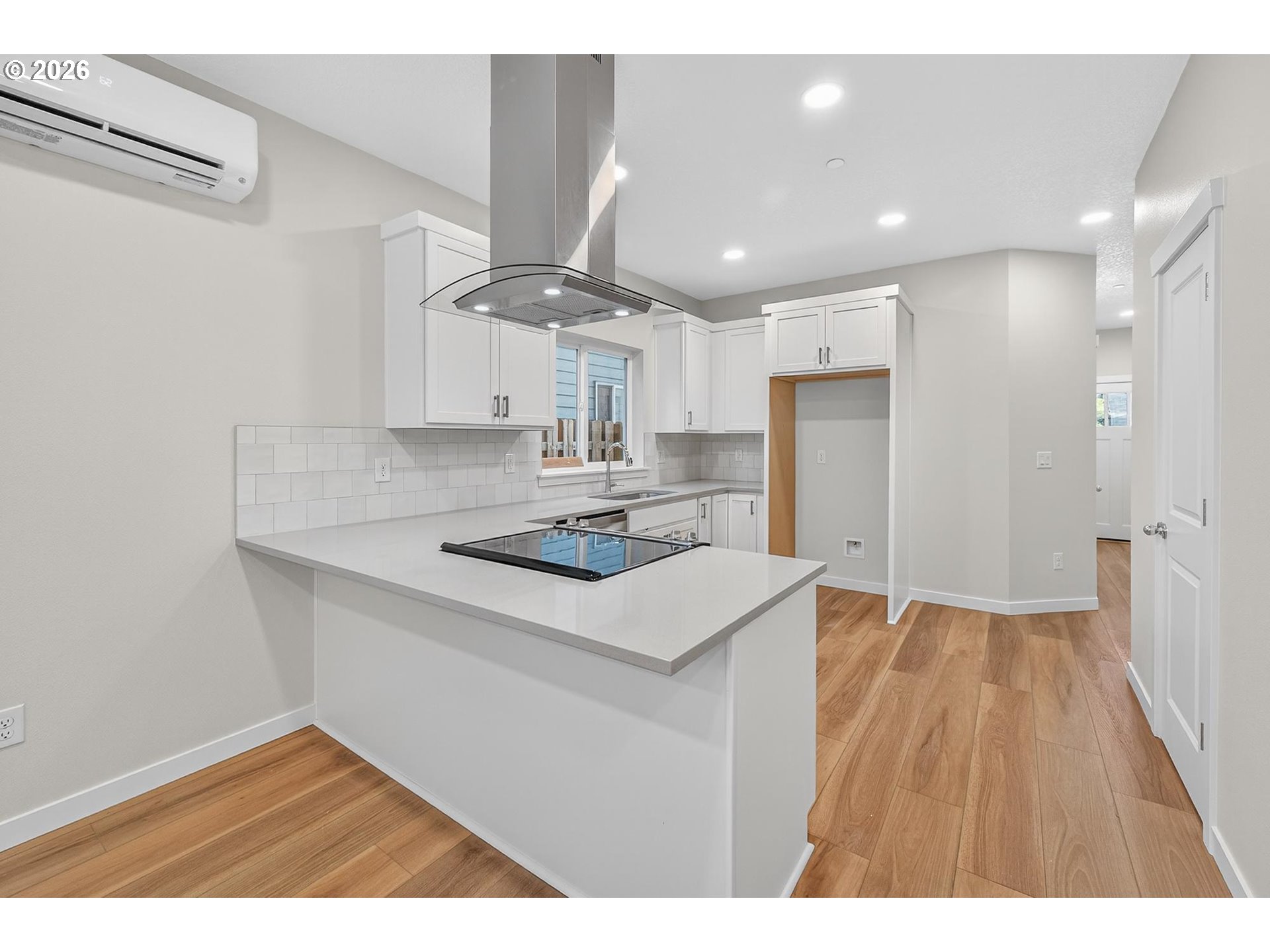 Photo #8: 602171114 Listing: Photo #8