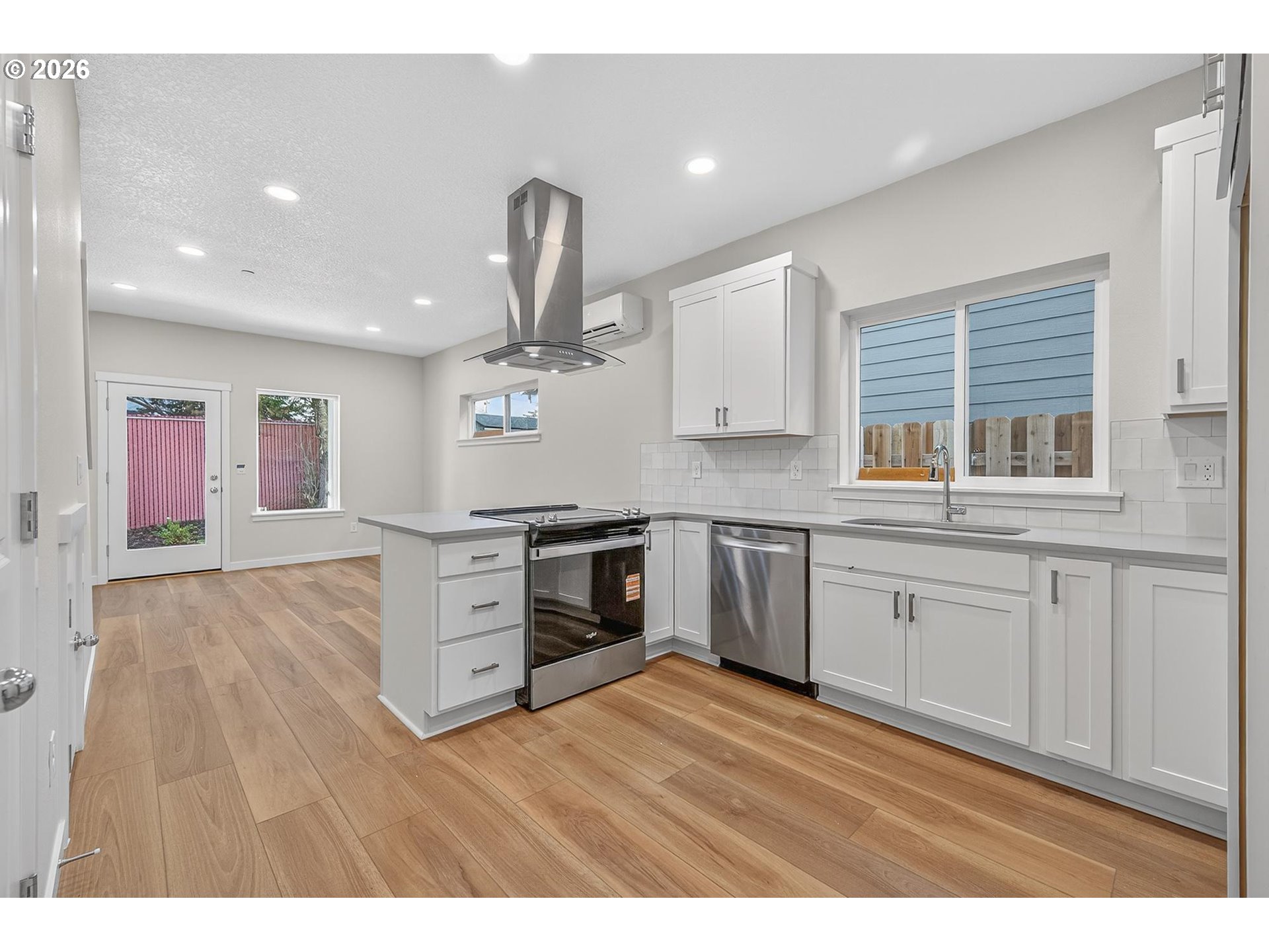 Photo #7: 602171114 Listing: Photo #7