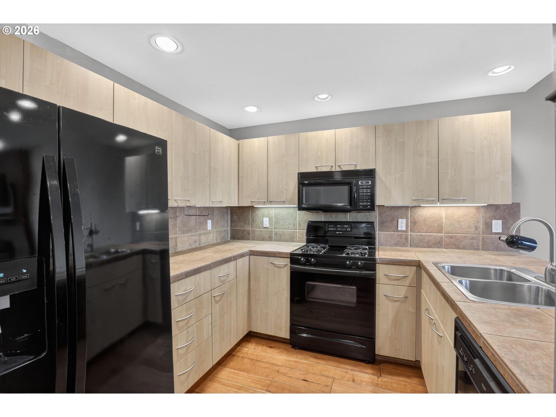 Photo #38: 602702942 Listing: Photo #38