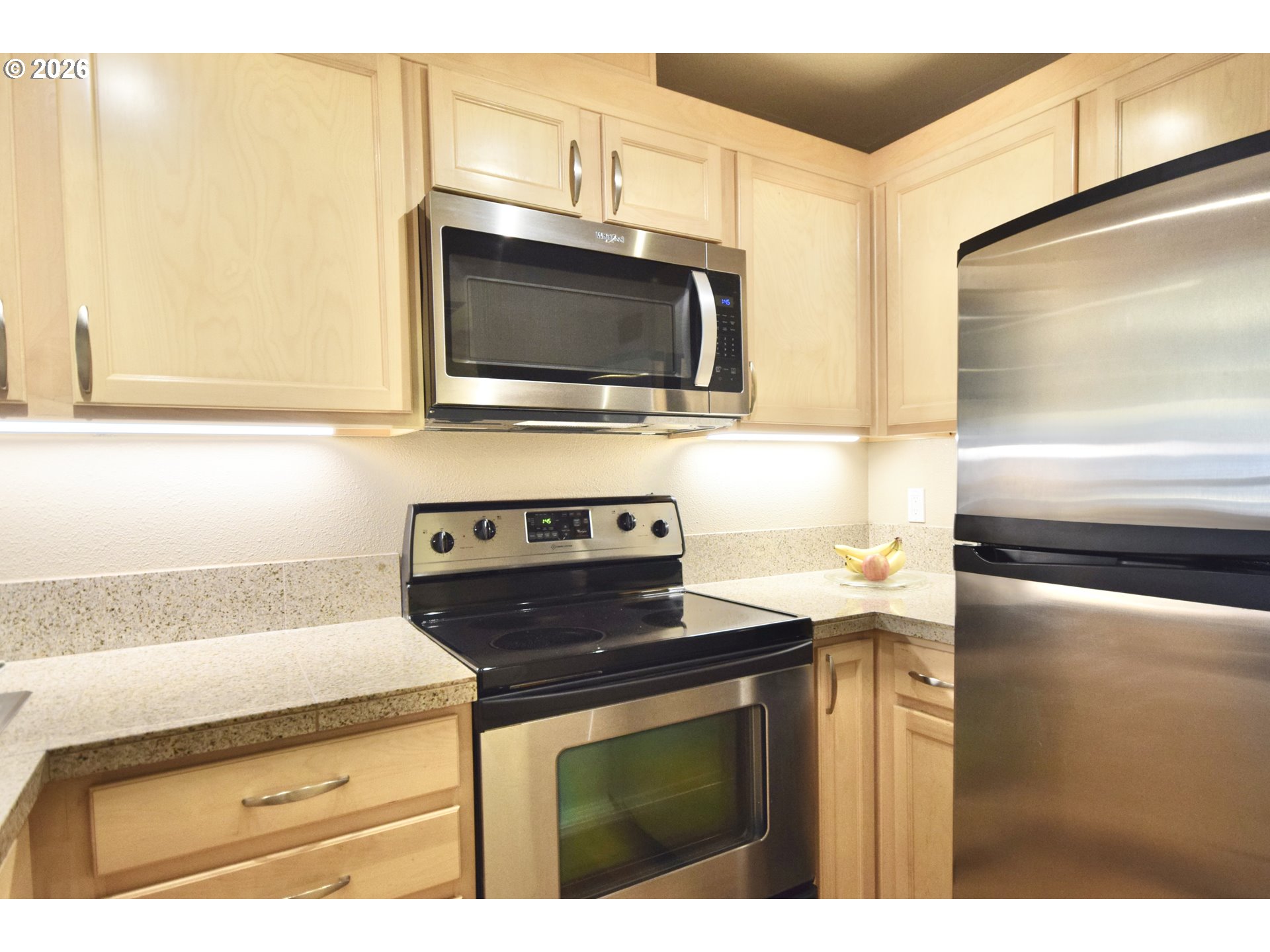 Photo #11: 604116583 Listing: Photo #11