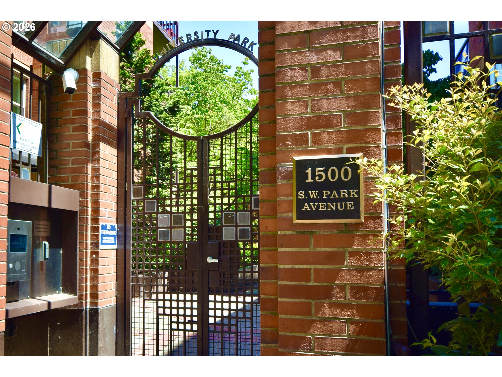 Photo #15: 604116583 Listing: Photo #15