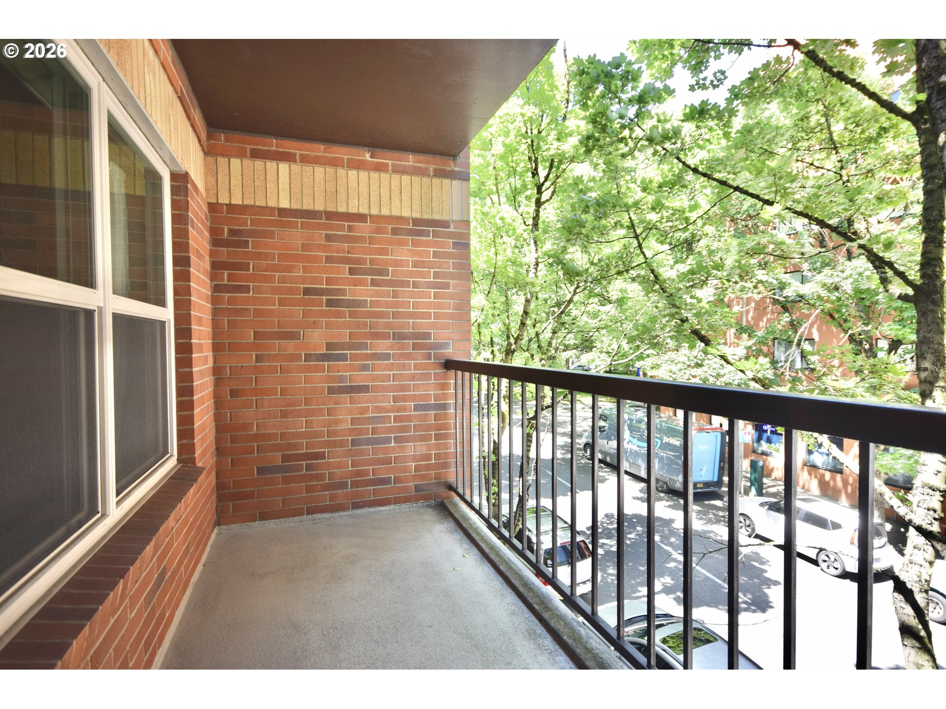 Photo #6: 604116583 Listing: Photo #6