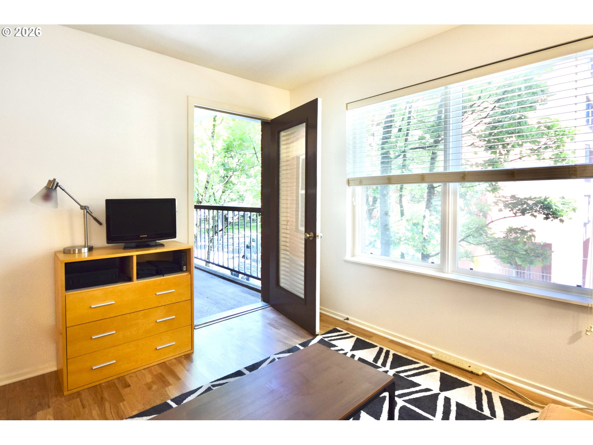 Photo #5: 604116583 Listing: Photo #5