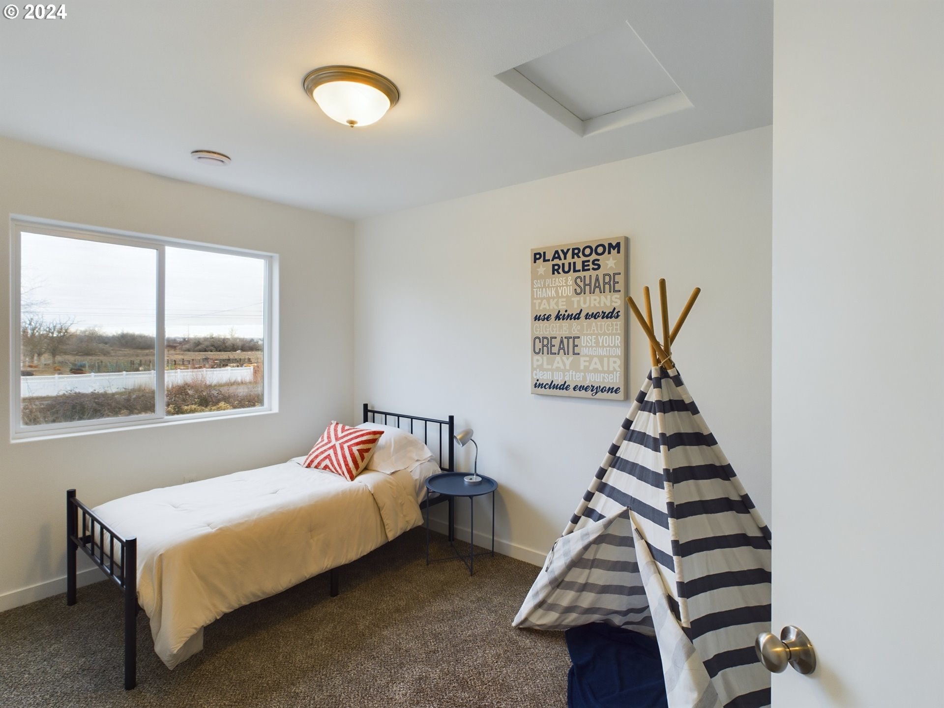 221 MERRICK AVE, Umatilla, OR, 97882