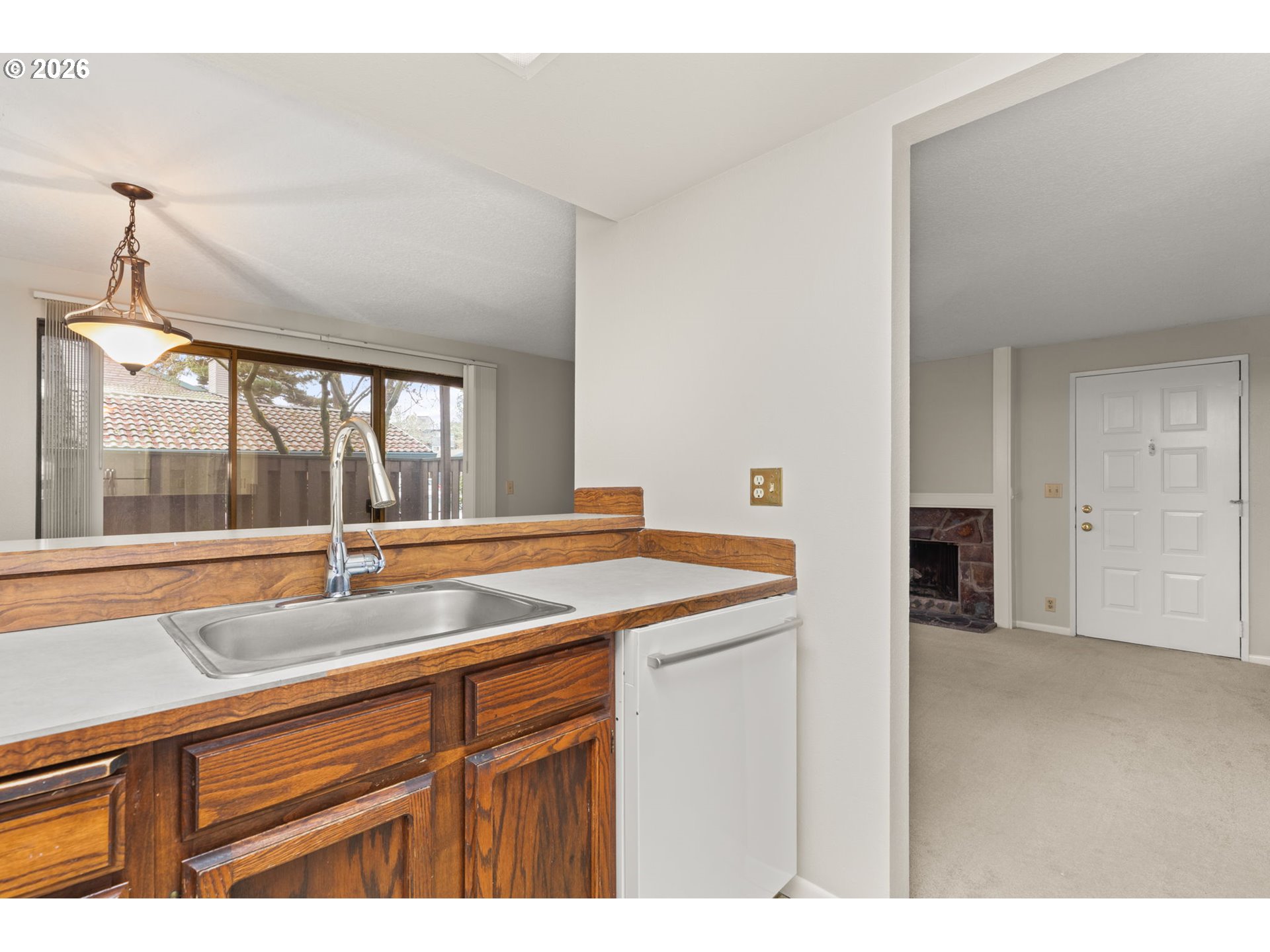 Photo #13: 604237696 Listing: Photo #13