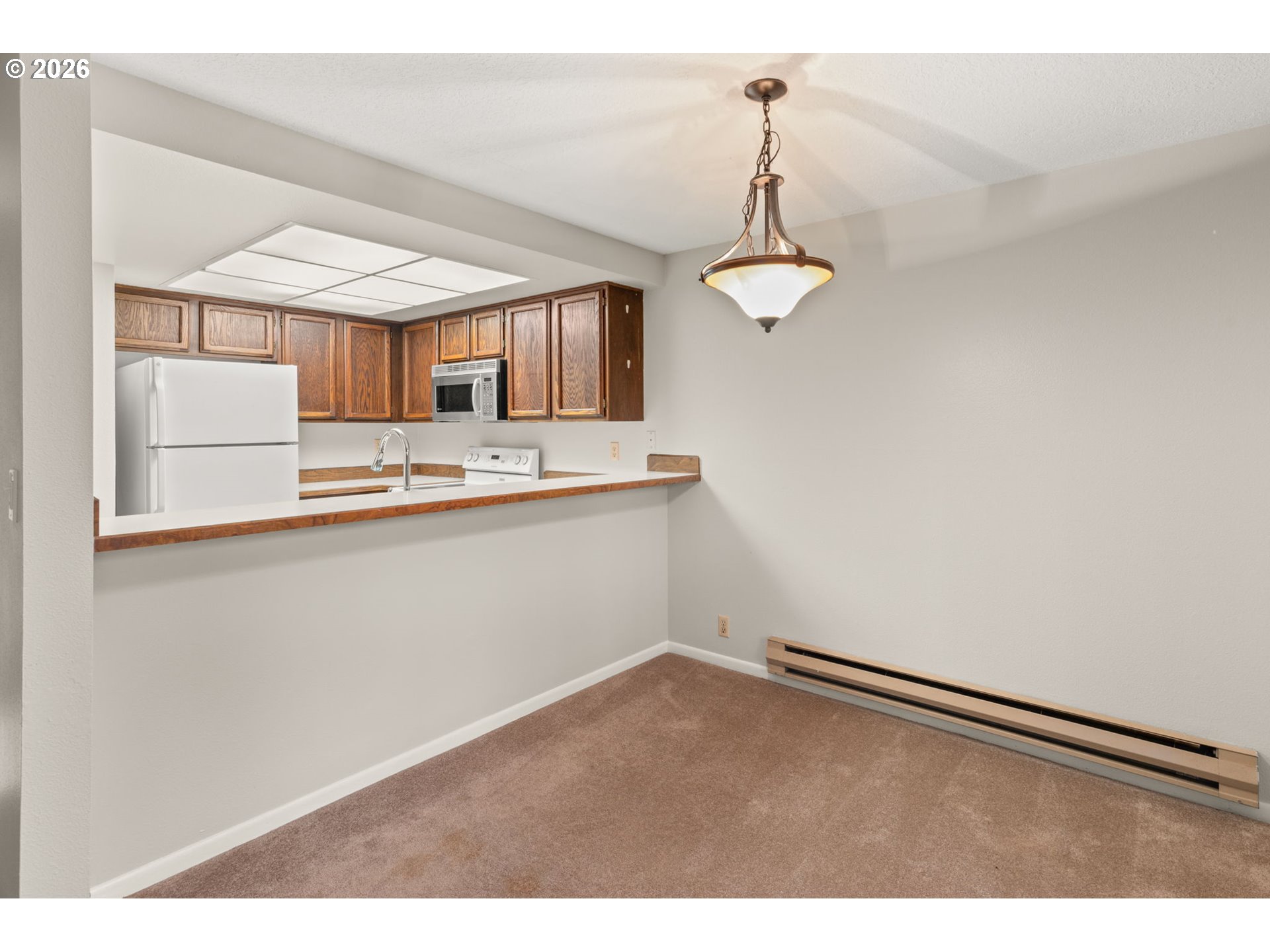 Photo #5: 604237696 Listing: Photo #5