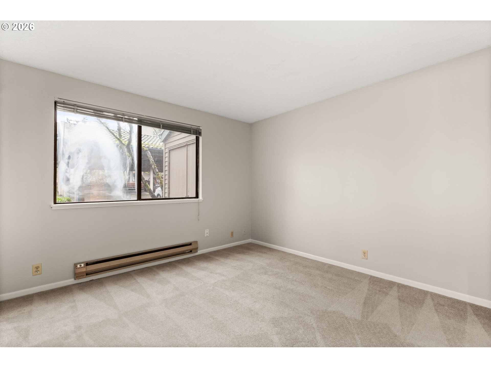 Photo #14: 604237696 Listing: Photo #14