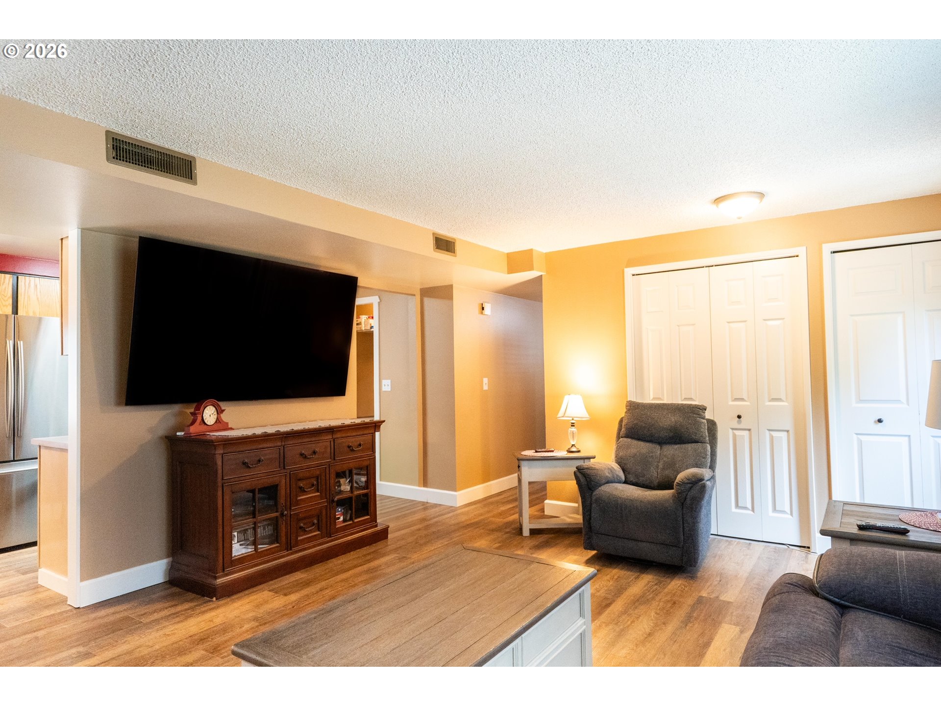Property photo 5 of 27