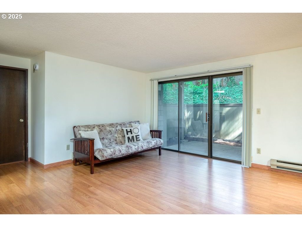 Photo #5: 605058337 Listing 