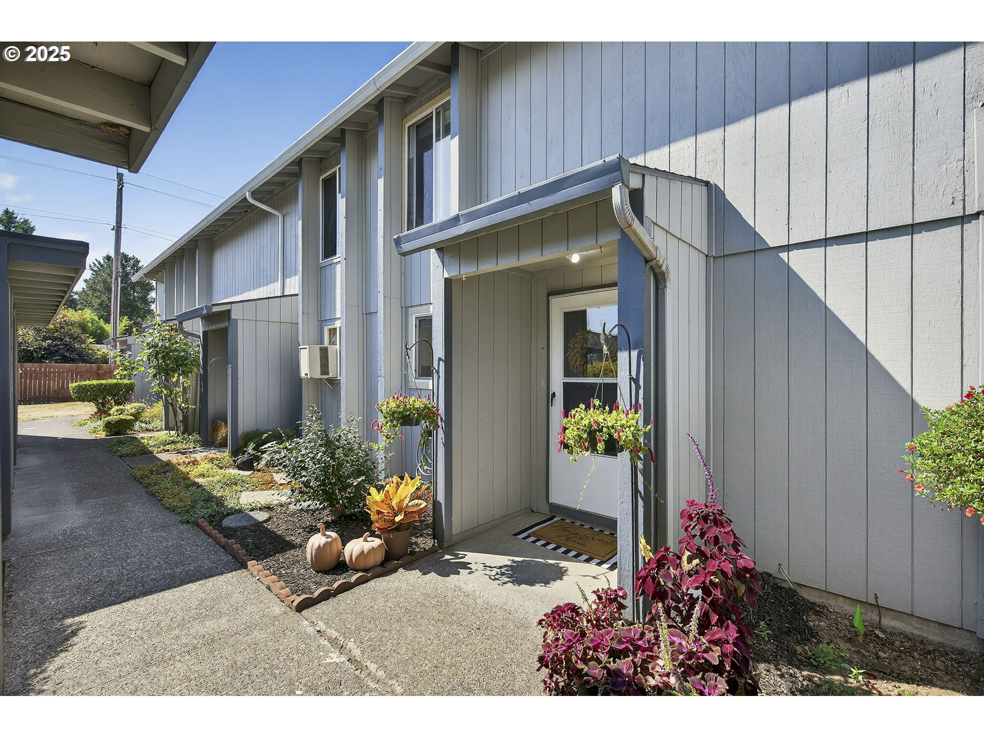 Photo #7: 605704228 Listing: Photo #7