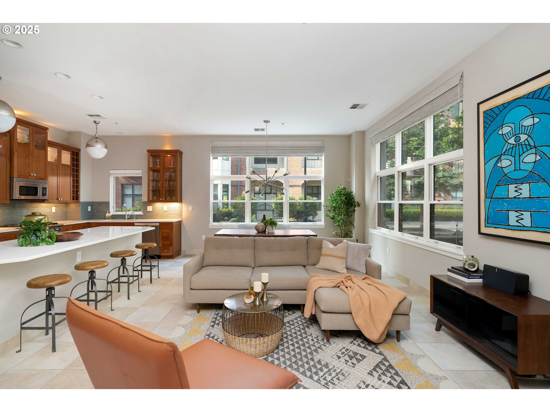 Photo #3: 605848030 Listing: Photo #3