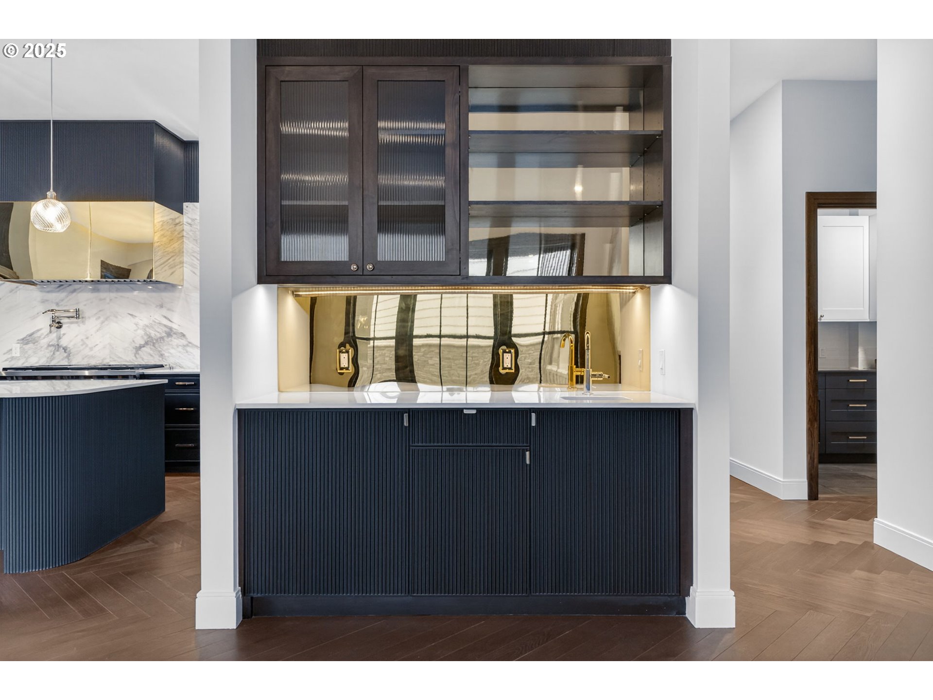 21 D AVE UNIT 5, Lake Oswego, OR, 97034