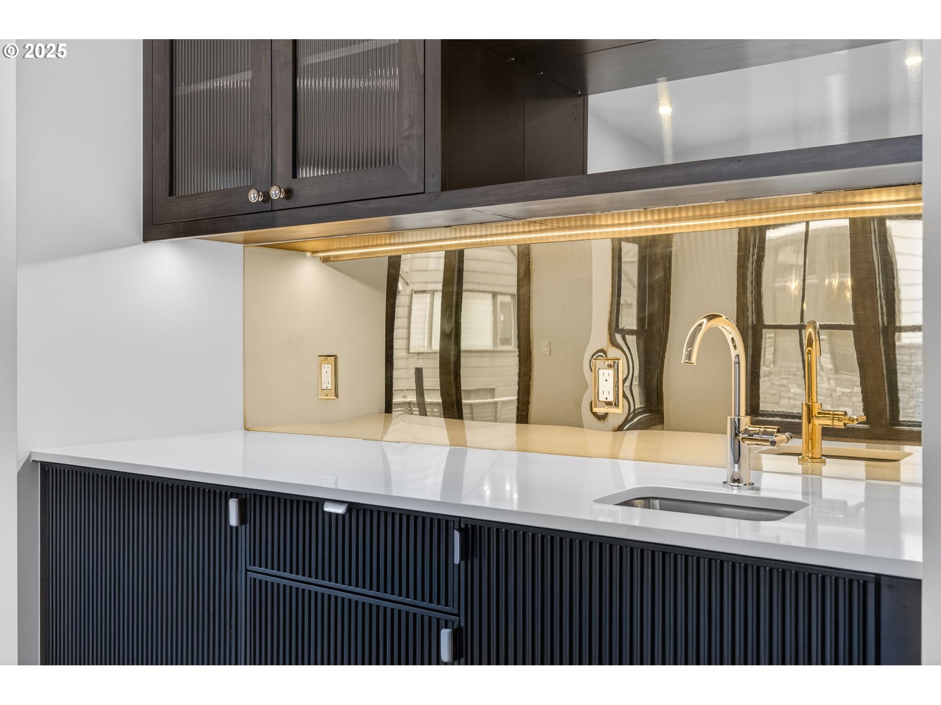 21 D AVE UNIT 5, Lake Oswego, OR, 97034