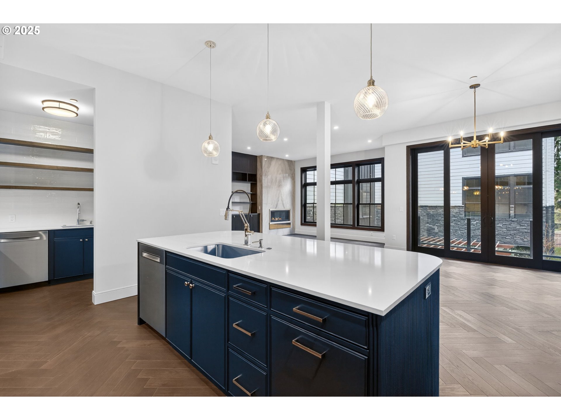 21 D AVE UNIT 5, Lake Oswego, OR, 97034