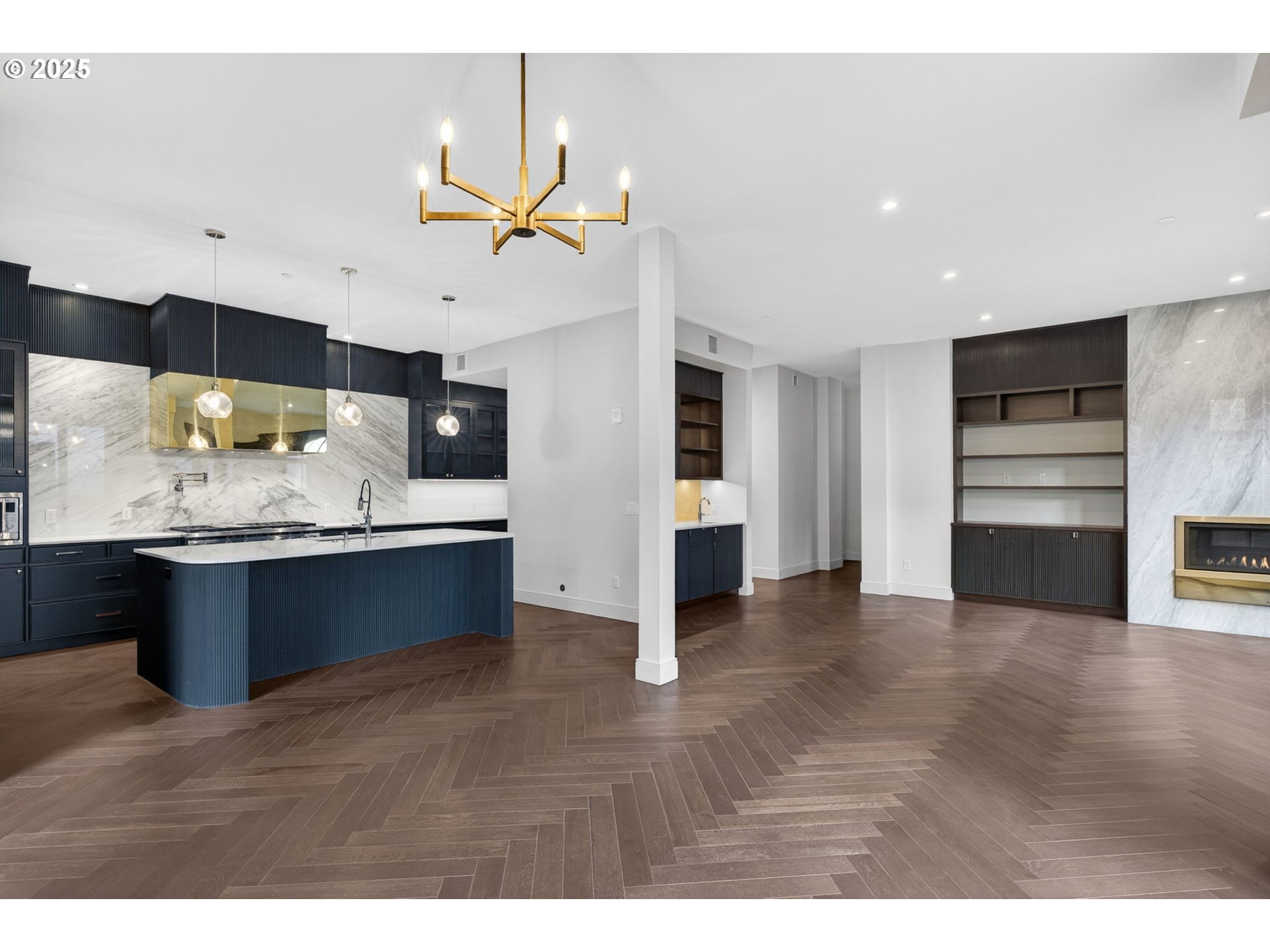 21 D AVE UNIT 5, Lake Oswego, OR, 97034