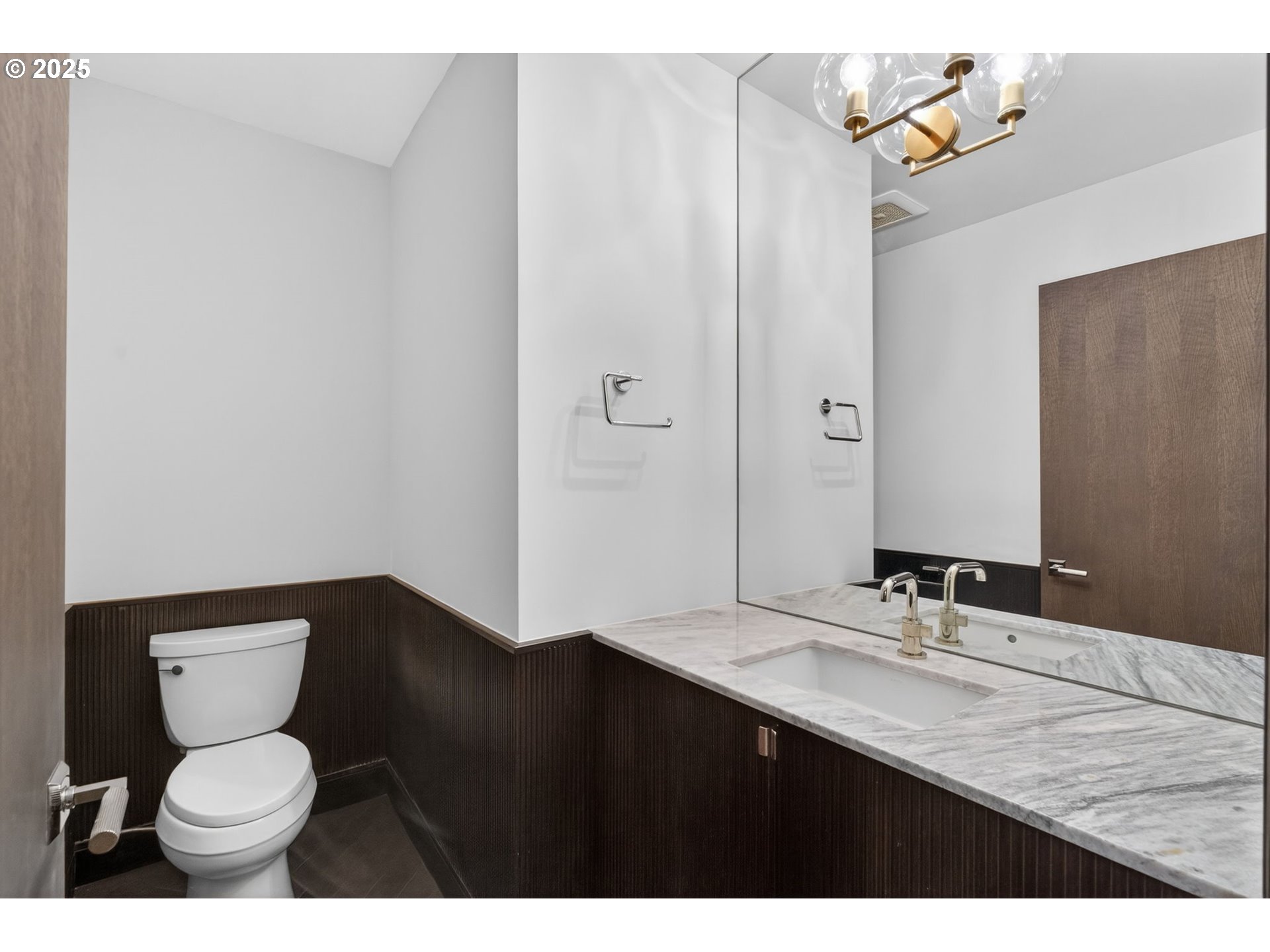 21 D AVE UNIT 5, Lake Oswego, OR, 97034