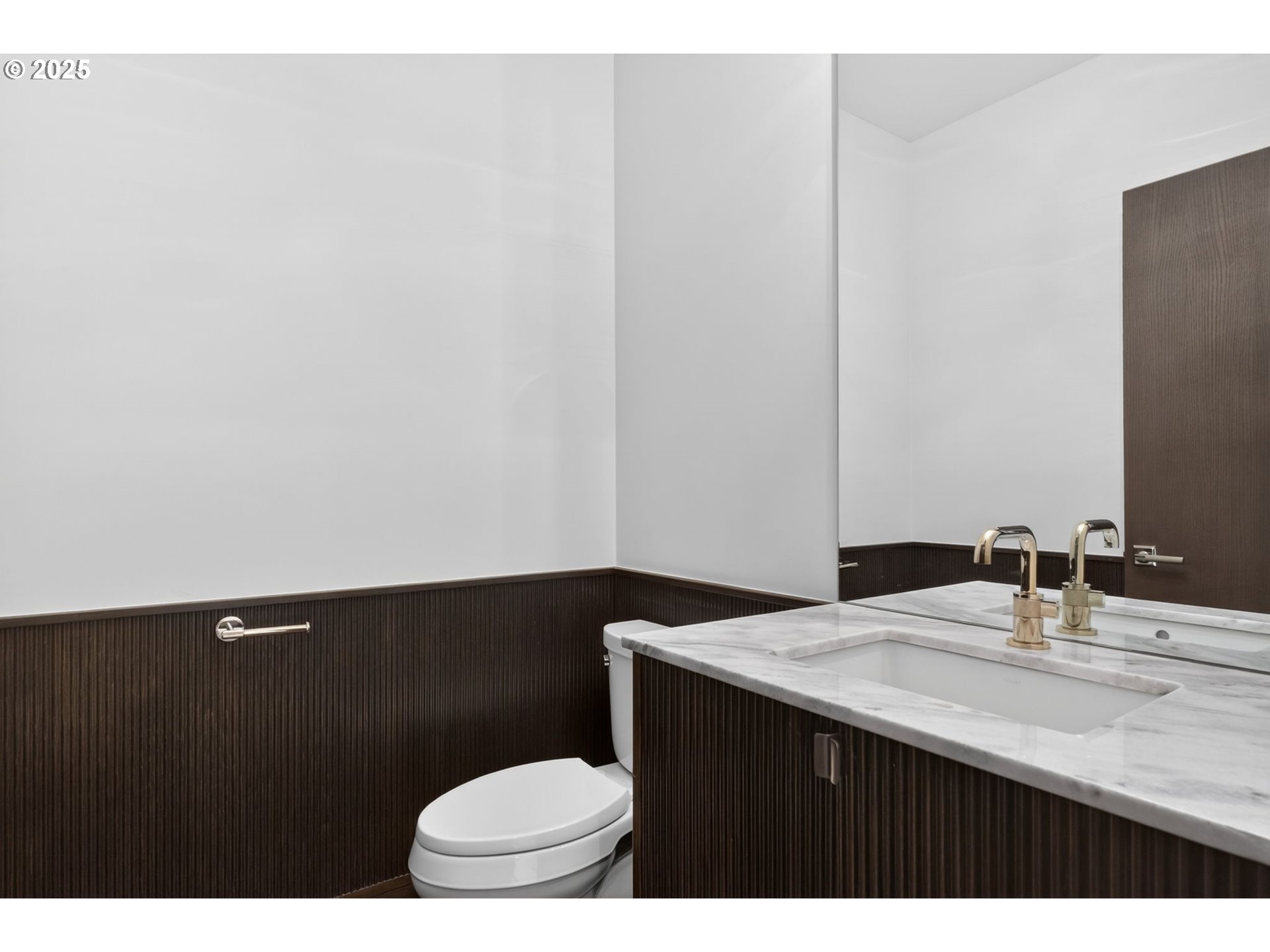 21 D AVE UNIT 5, Lake Oswego, OR, 97034