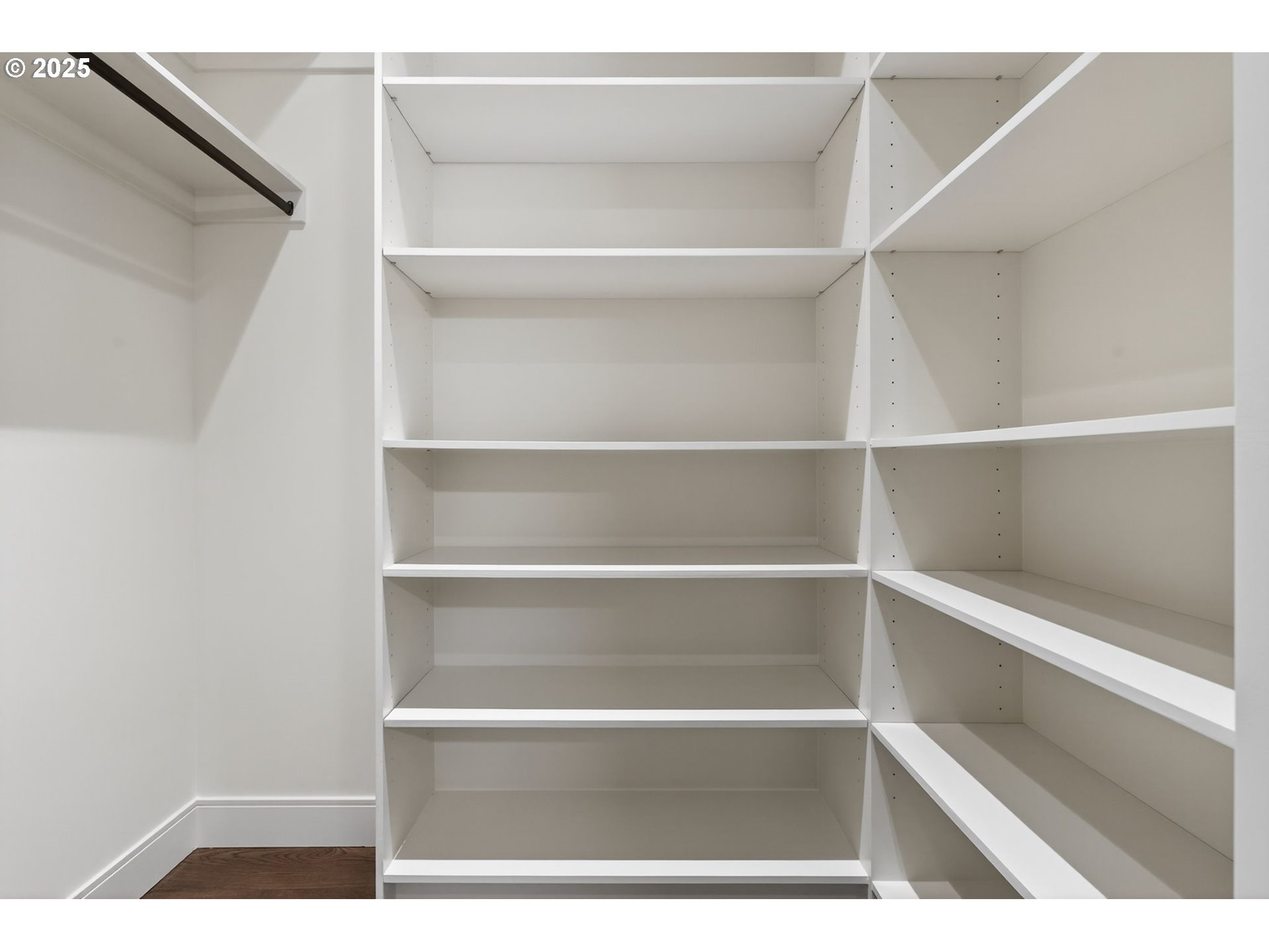 21 D AVE UNIT 5, Lake Oswego, OR, 97034