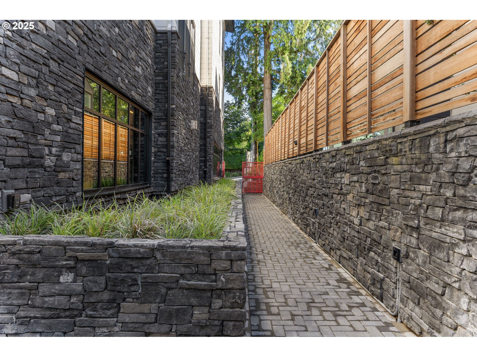 21 D AVE UNIT 5, Lake Oswego, OR, 97034