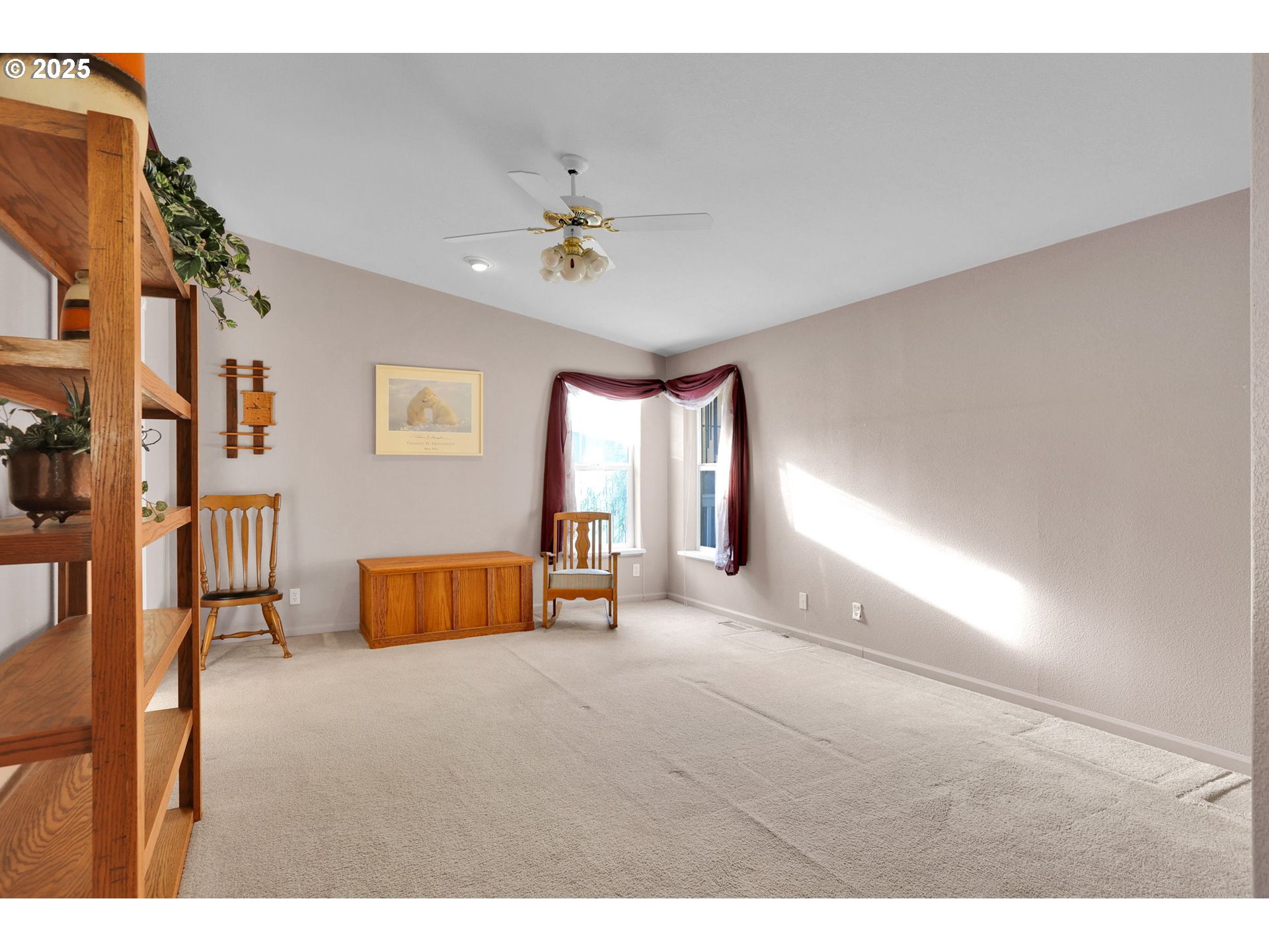 2488 NORTHAMPTON, Eugene, OR, 97404