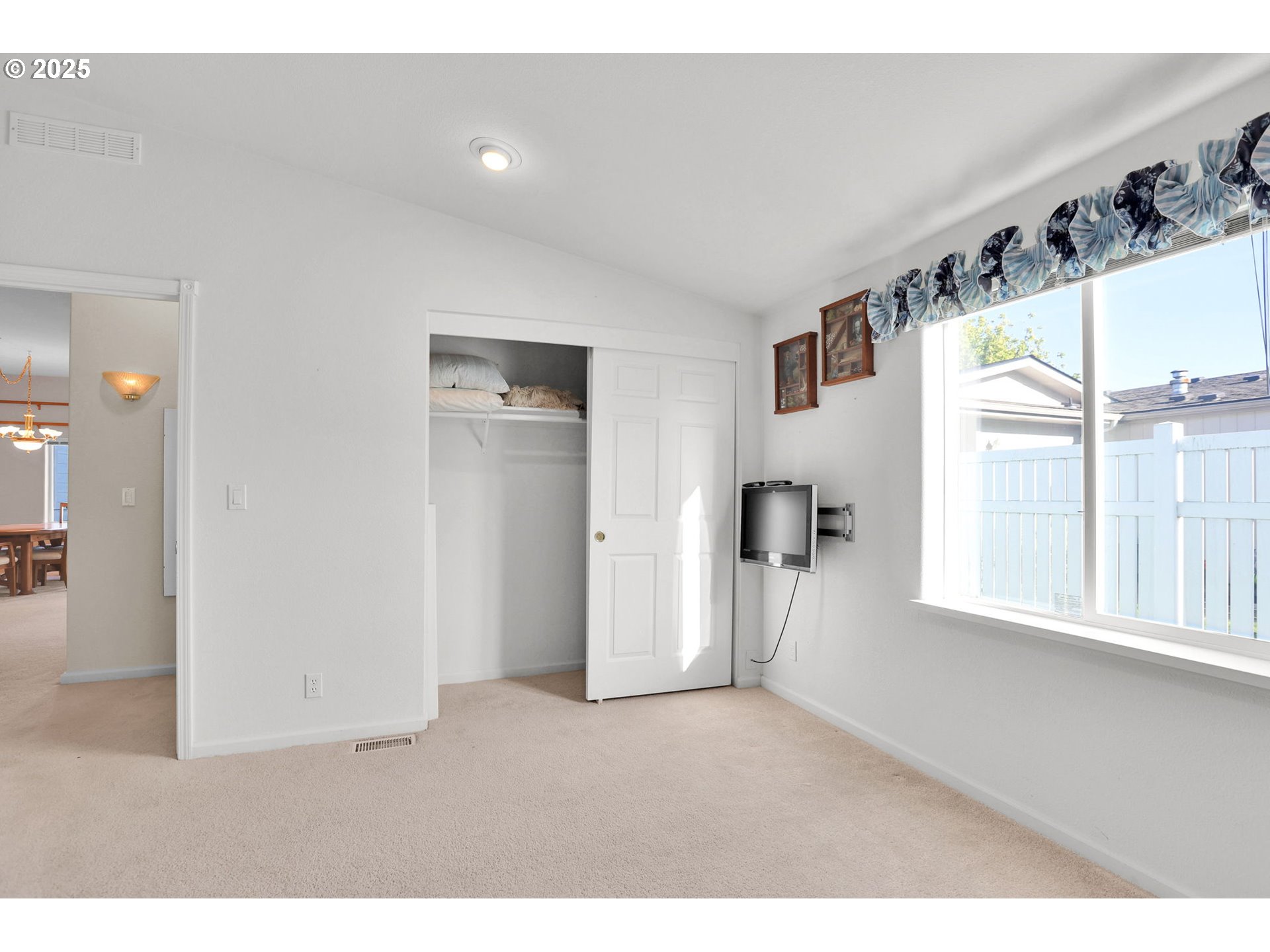 2488 NORTHAMPTON, Eugene, OR, 97404