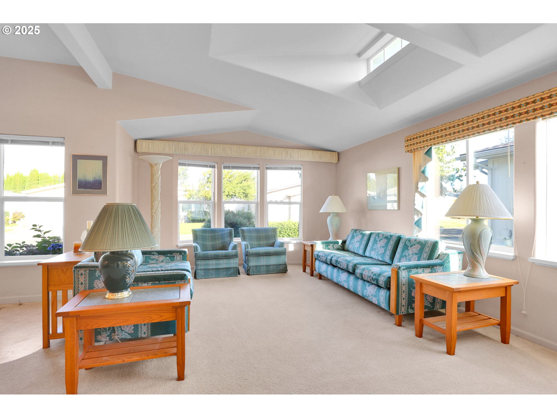 2488 NORTHAMPTON, Eugene, OR, 97404